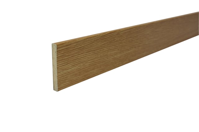 MOLDURA JAMBA MELAMINA ROBLE 2550 X 70 X 10 MM