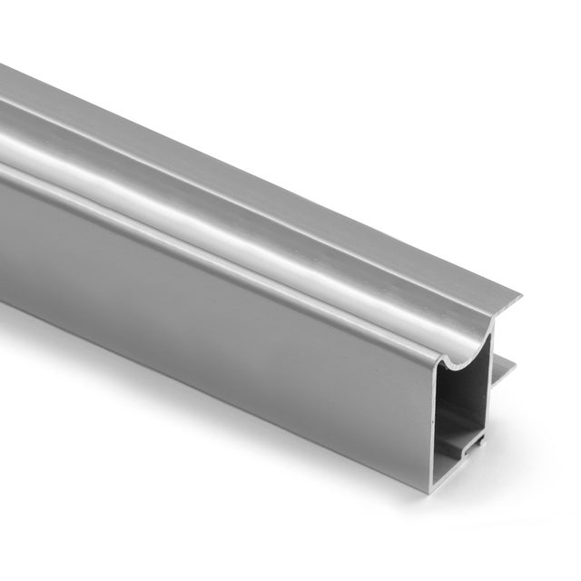 PERFIL UÑERO PLATA MATE 260CM 16MM