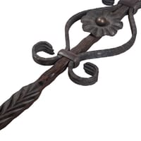 BARRA DE HIERRO FORJADO DIBUJO CENTRAL 14X14MM 0,9M - 1