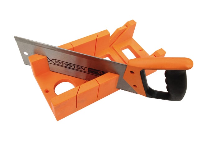 GUIA INGLETAR CON SERRUCHO 300 MM 