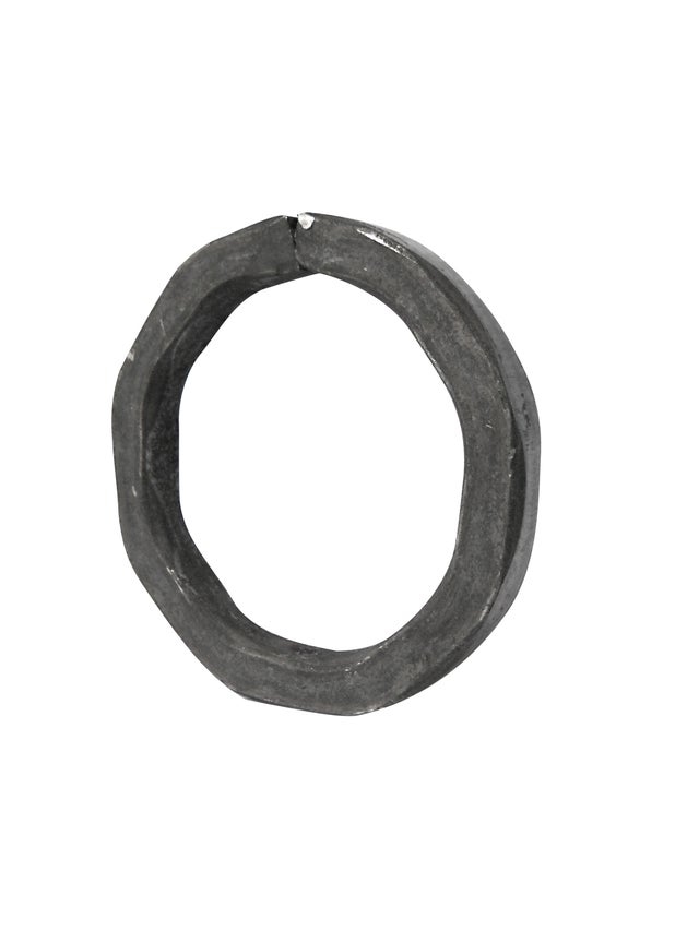 CIRCULO HIERRO MARTILLADO  12X12X100MM LISO