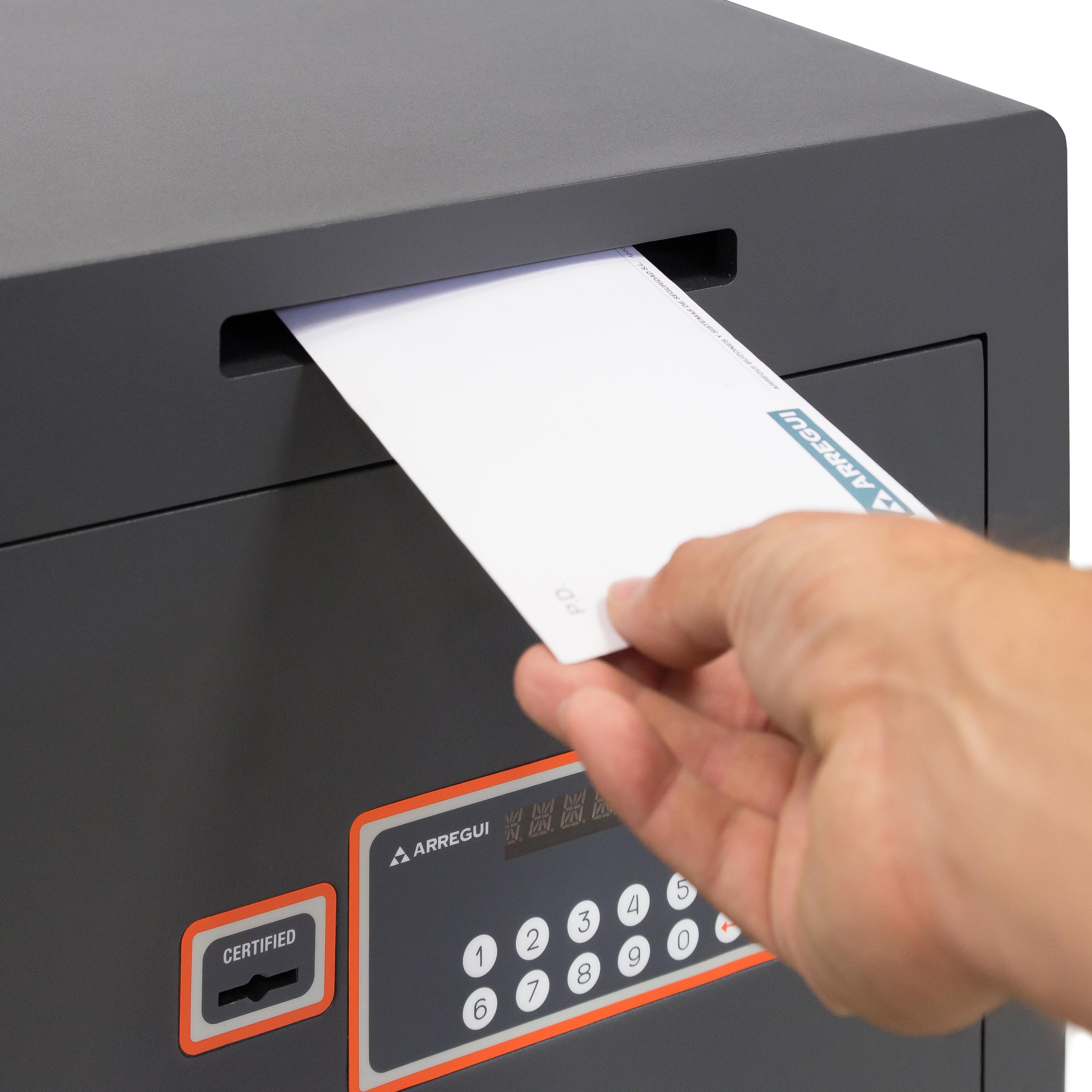 CAJA FUERTE SOBREMESA ELECTRONICA CON RANURA 42 L PLUS C ARREGUI - 5