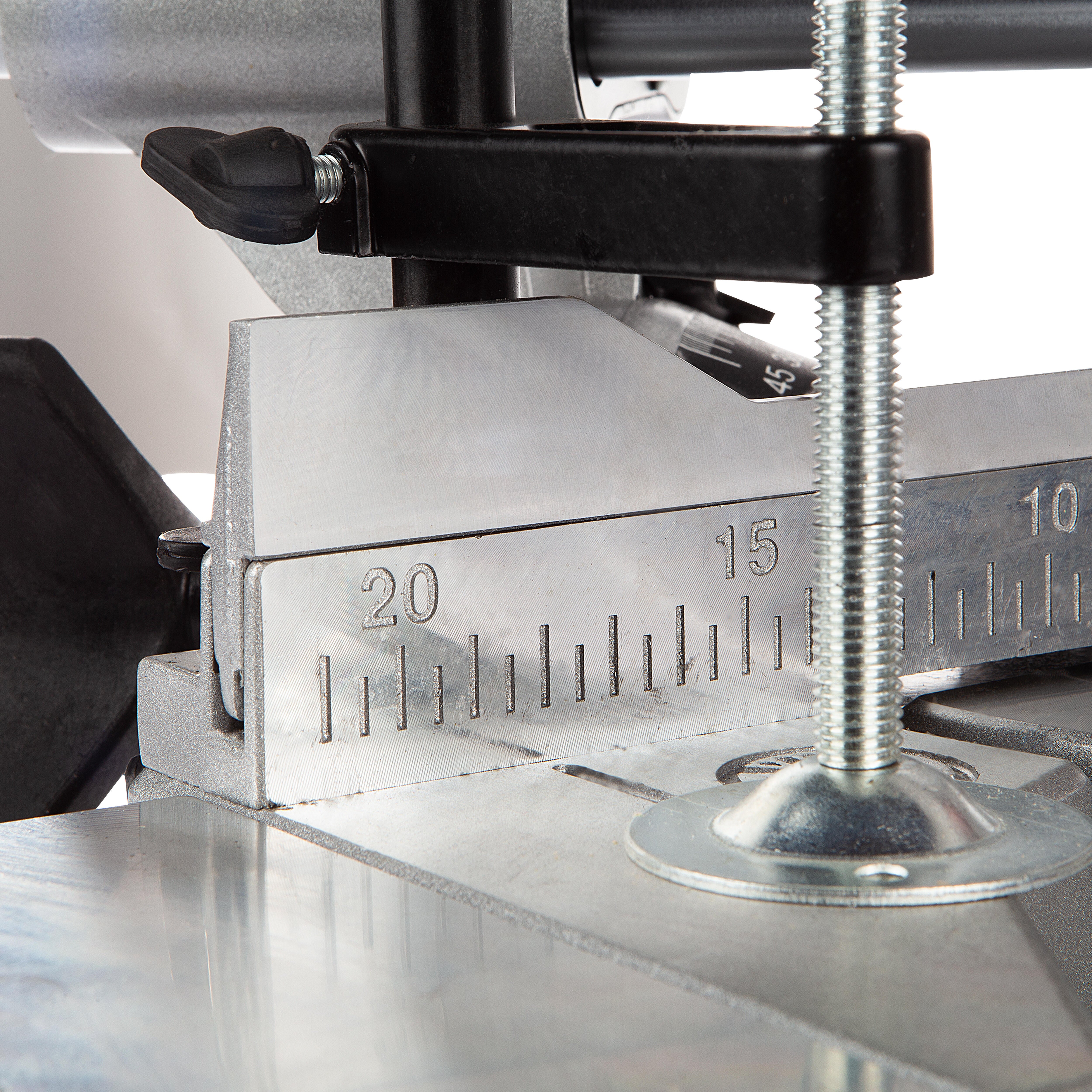 INGLETADORA TELESCÓPICA 1700W STAYER SCR216 Ø DISCO 210MM - 8