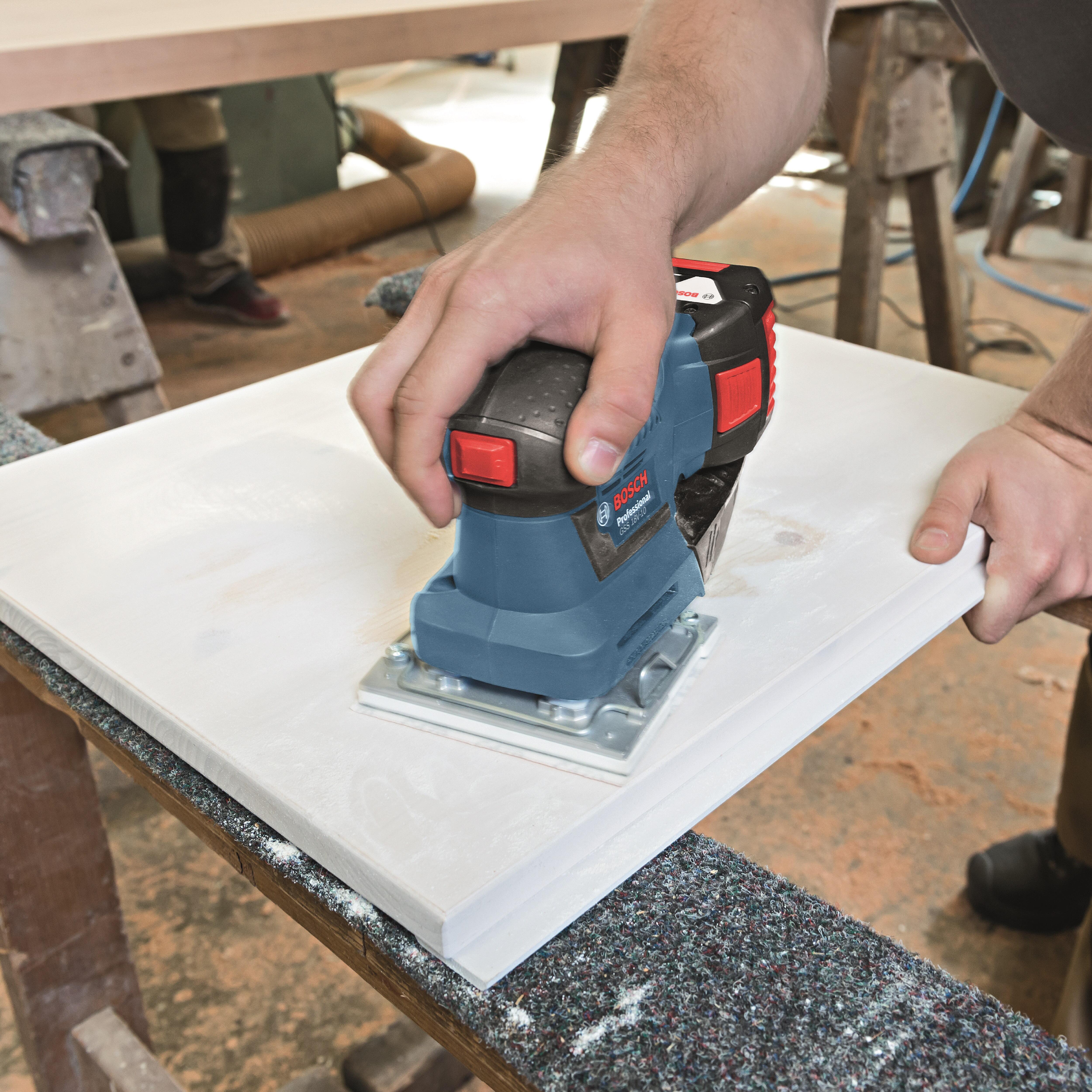 LIJADORA ORBITAL A BATERIA 18V BOSCH GSS 18V-10  - 5