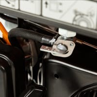 GENERADOR ELÉCTRICO GASOLINA 3000W MOTOR HONDA GX160 AYERBE AY–3800 H MN - 3