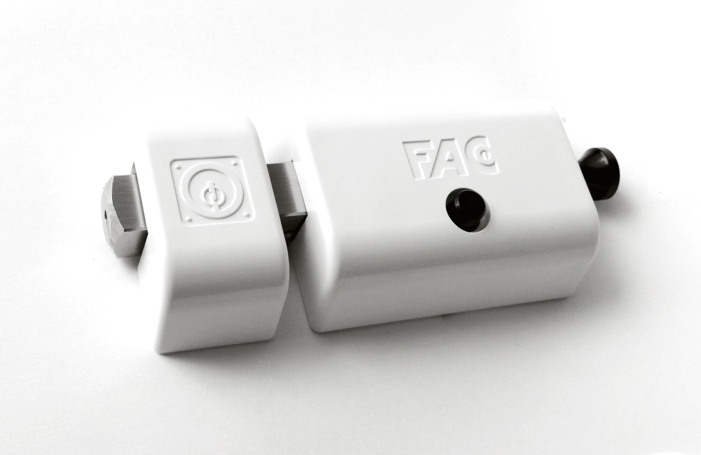 CERROJO PUERTA DE SEGURIDAD ANTIBUMPING INTERIOR Y EXTERIOR 5 LLAVES FAC - 2