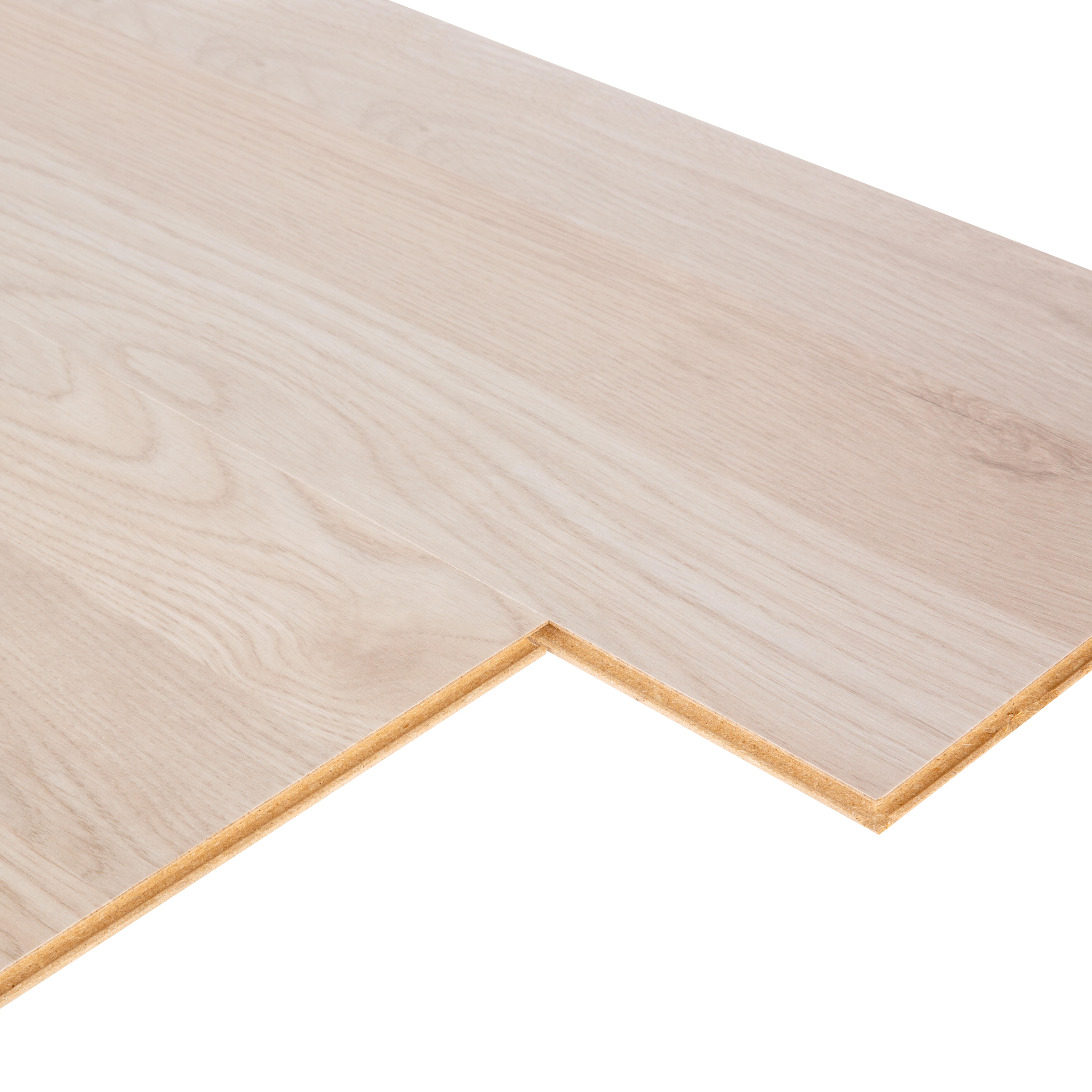 SUELO LAMINADO AC4 6MM MODELO ROBLE CLARO - 3