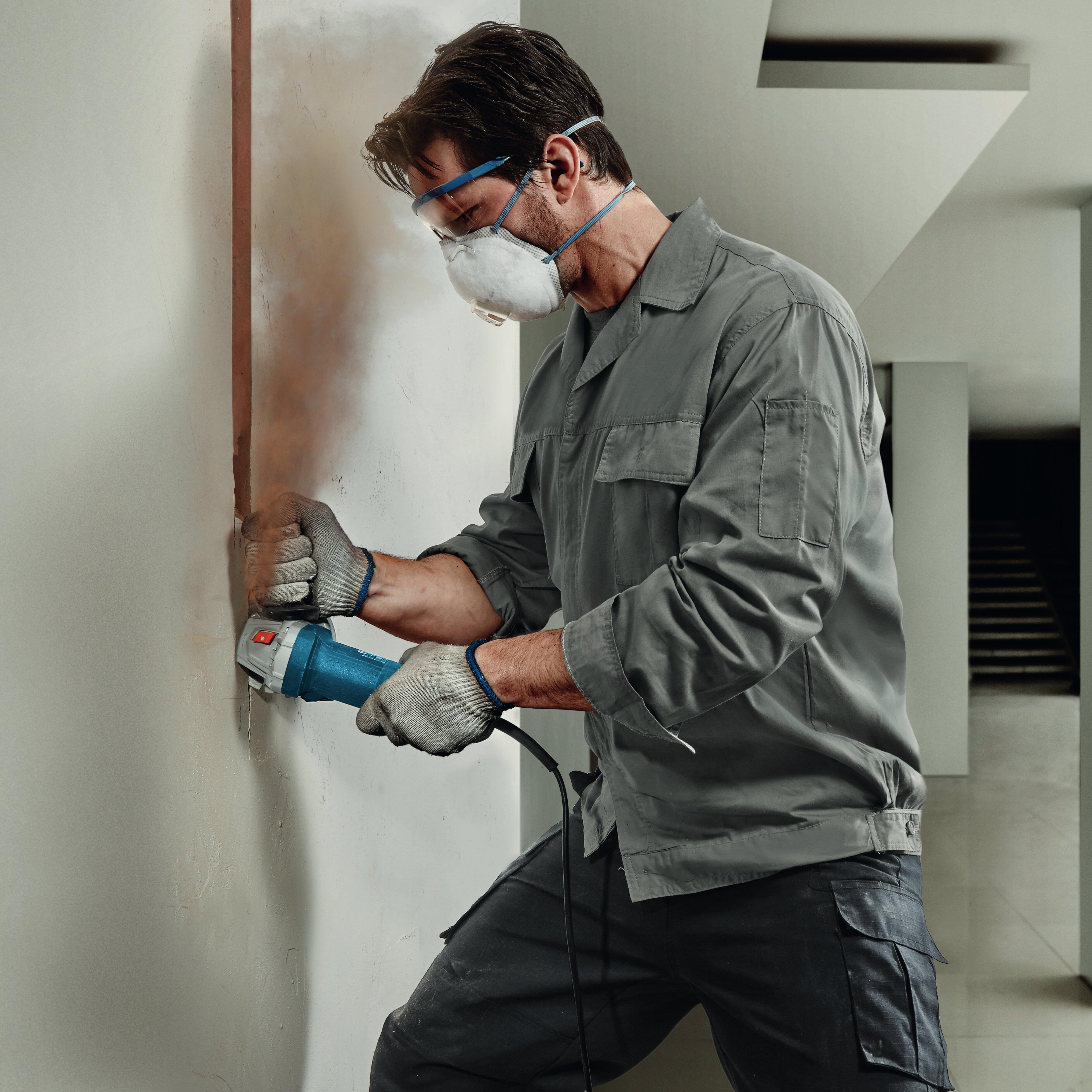 AMOLADORA BOSCH GWS 700W 115MM - 3