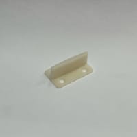 GUIADOR INFERIOR PUERTA CORREDERA NYLON - 2