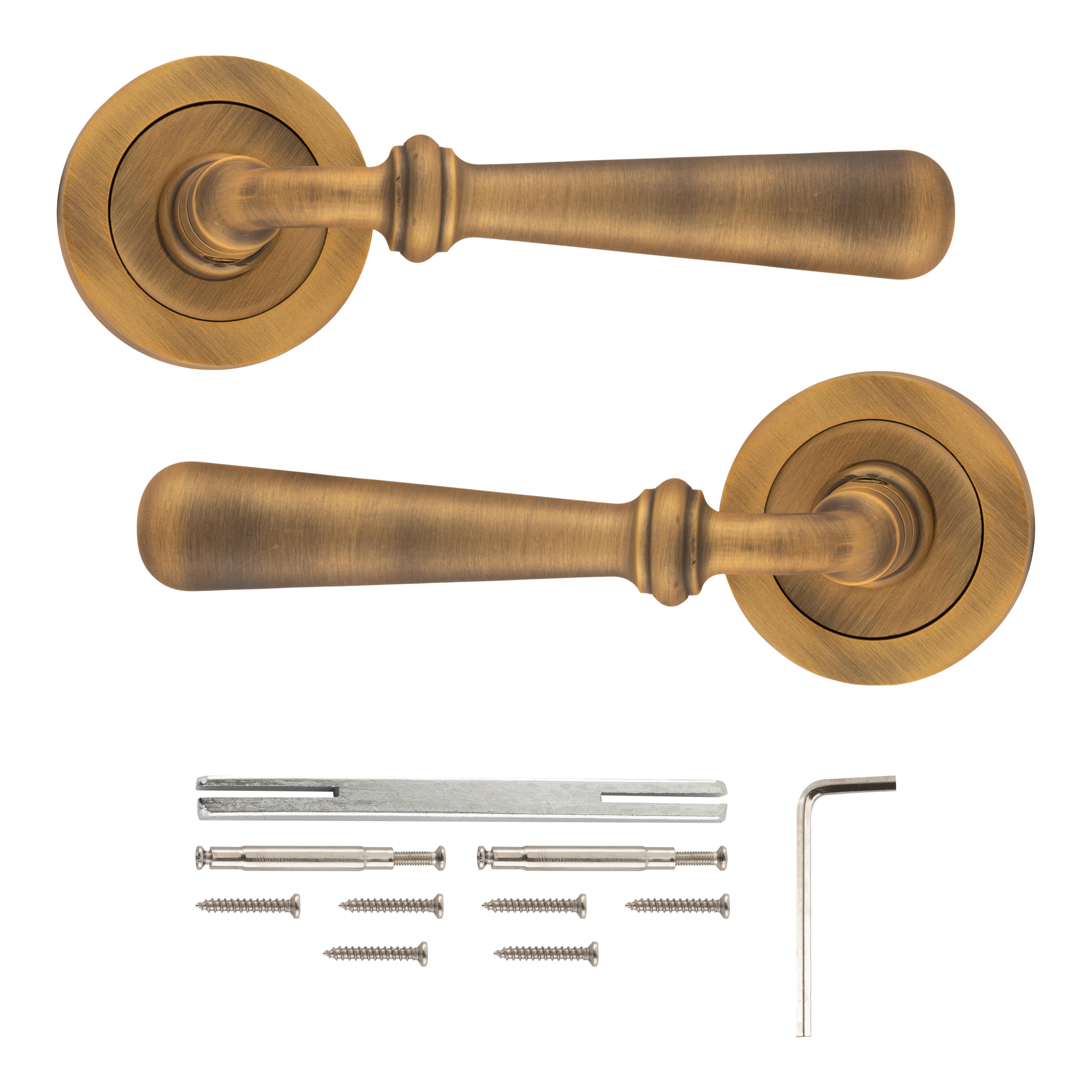 JUEGO DE MANILLA ROSETAS LATON CUERO MODELO NIZHNI - 2