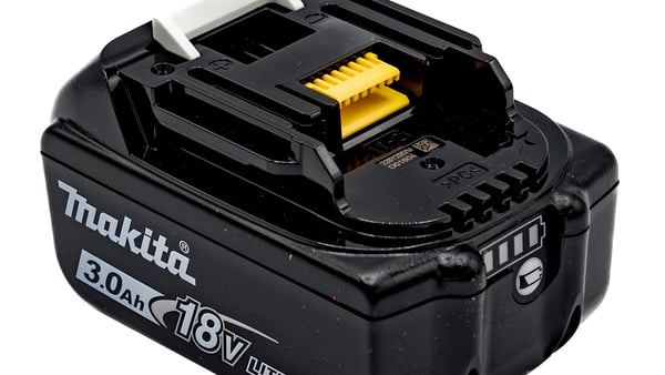 <strong>Sistema LXT 18 V de Makita: potencia sin límites</strong><br> <strong>Una batería para todas tus herramientas</strong><br><br>