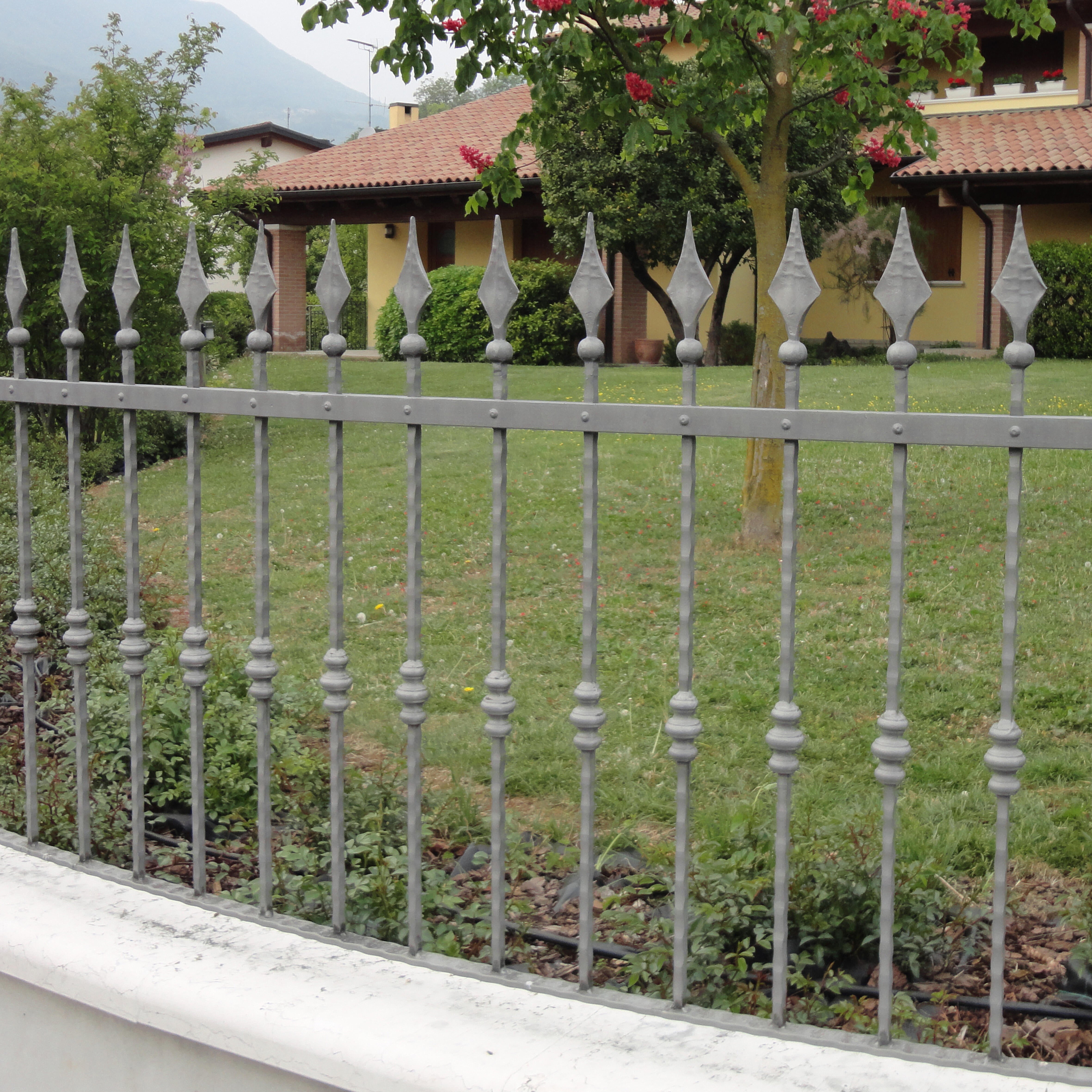 MACOLLA CENTRAL HIERRO FORJADO 65x40MM - 3