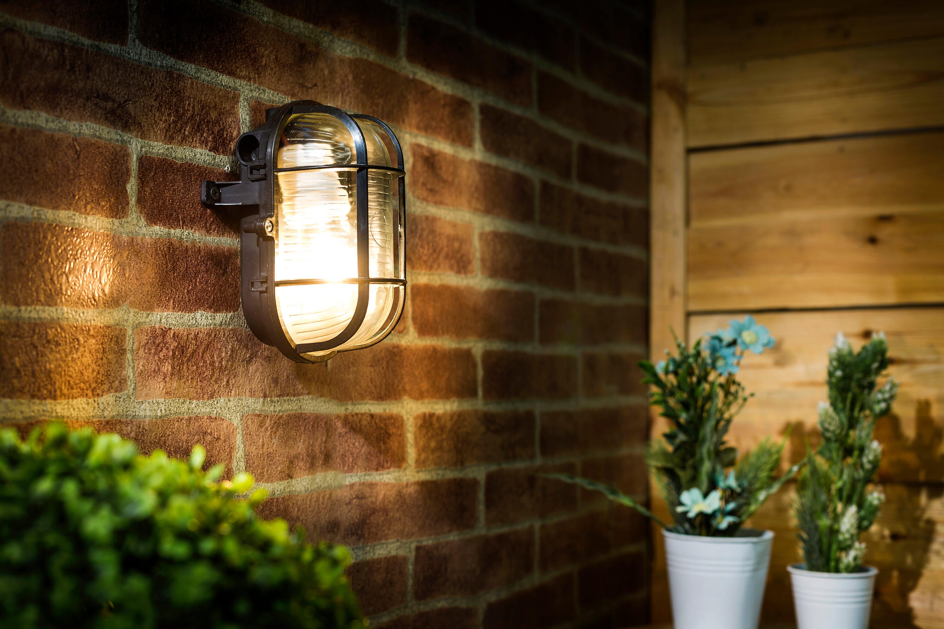 APLIQUE DE PARED EXTERIOR DE SUPERFICIE 60W NEGRO IP44 - 3