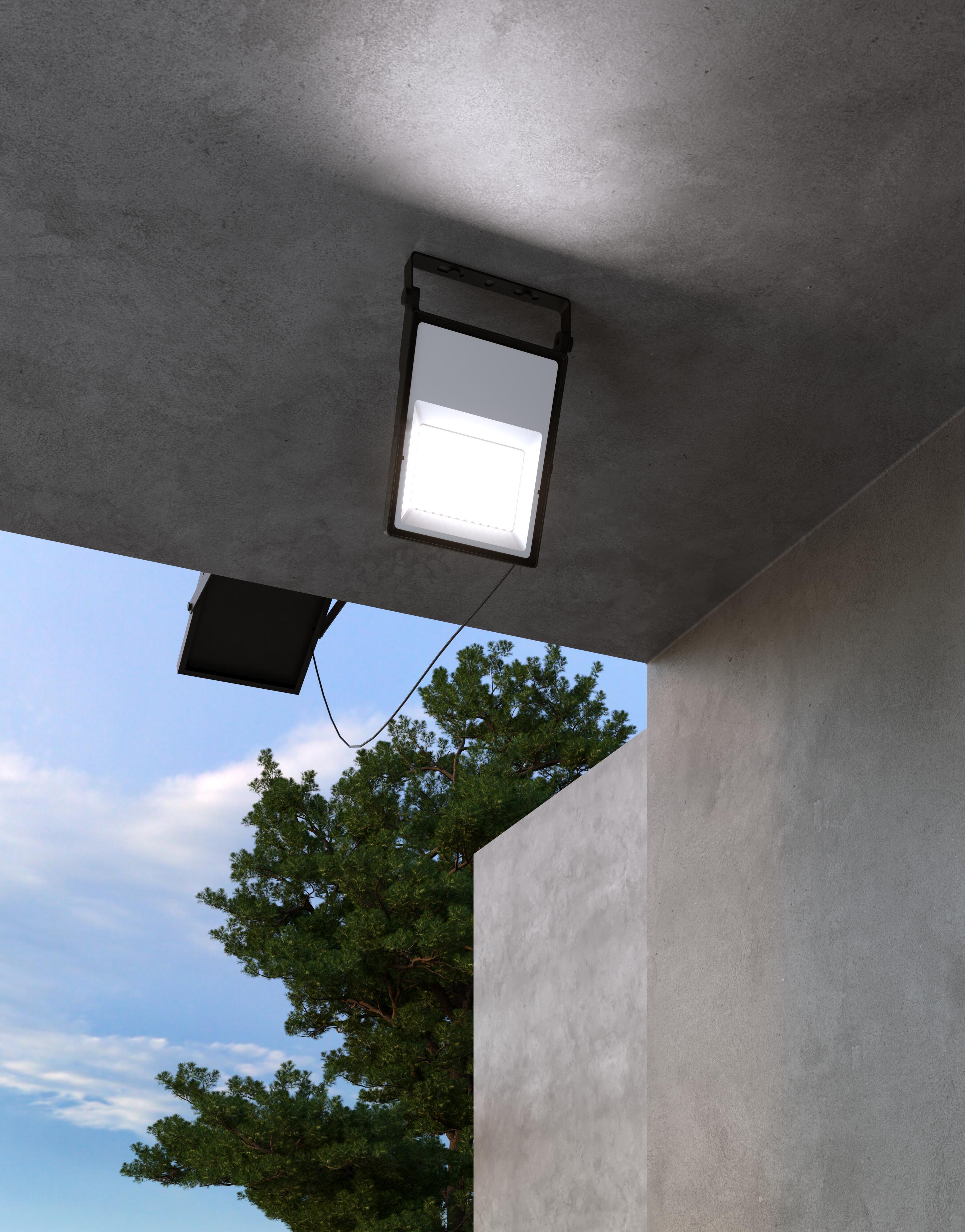 PROYECTOR SOLAR 50W LUZ FRÍA - 3