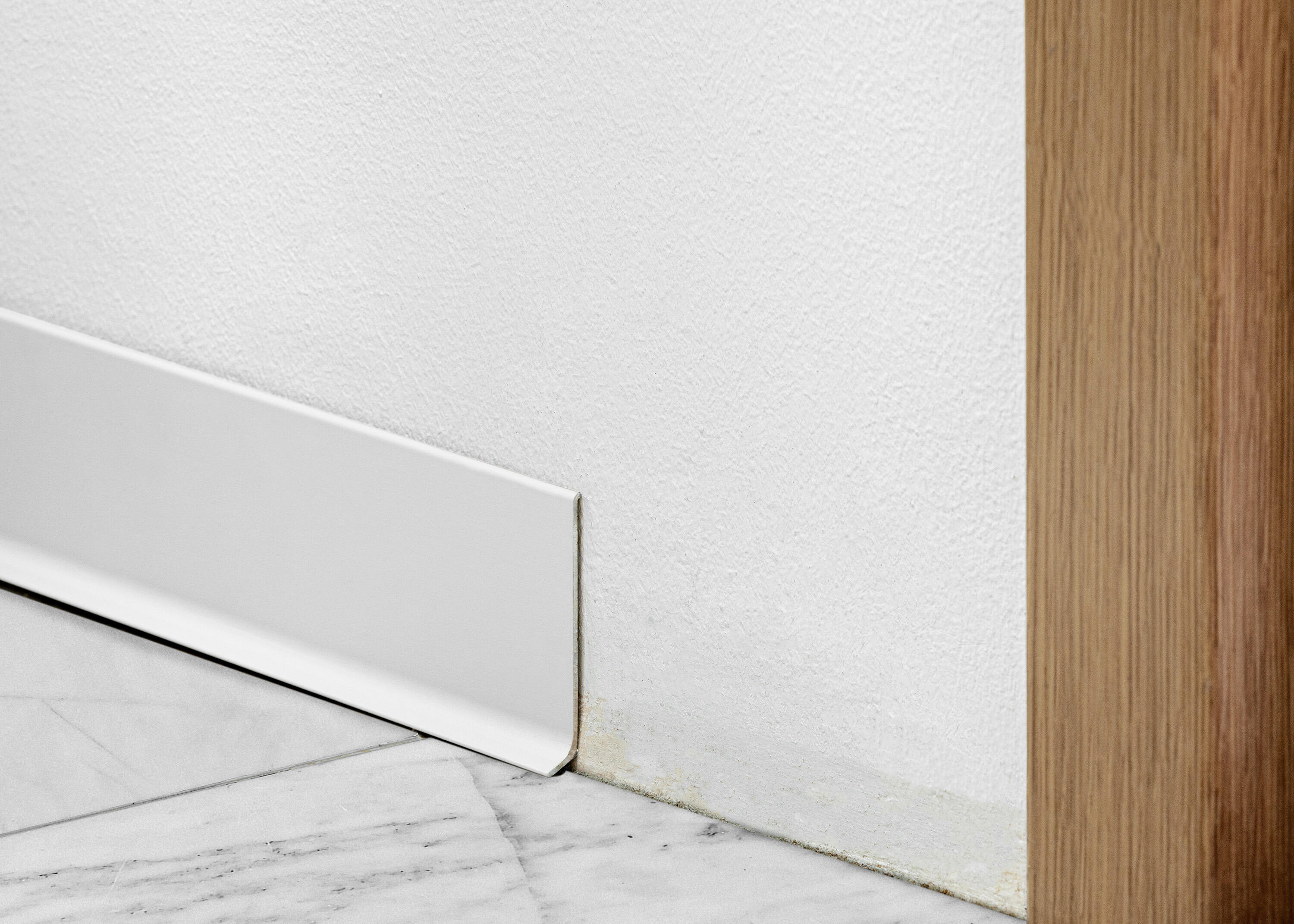 RODAPIE 80X2500MM ALUMINIO BLANCO - 3