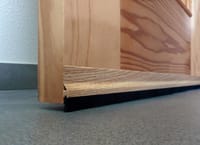 BURLETE ADHESIVO PUERTA ROBLE 92CM ALUMINIO EXTERIOR BURCASA - 2