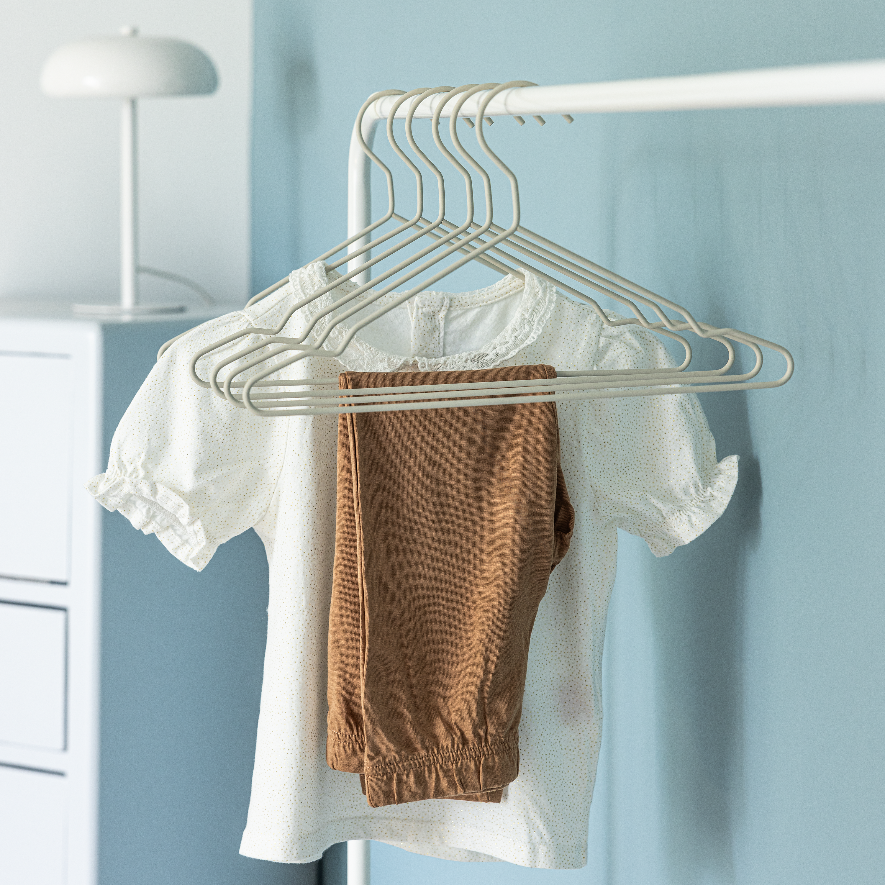 Lot de 6 cintres SPACEO acier blanc, H.18.5 x l.32.5 x Ep.0.37 cm - 5