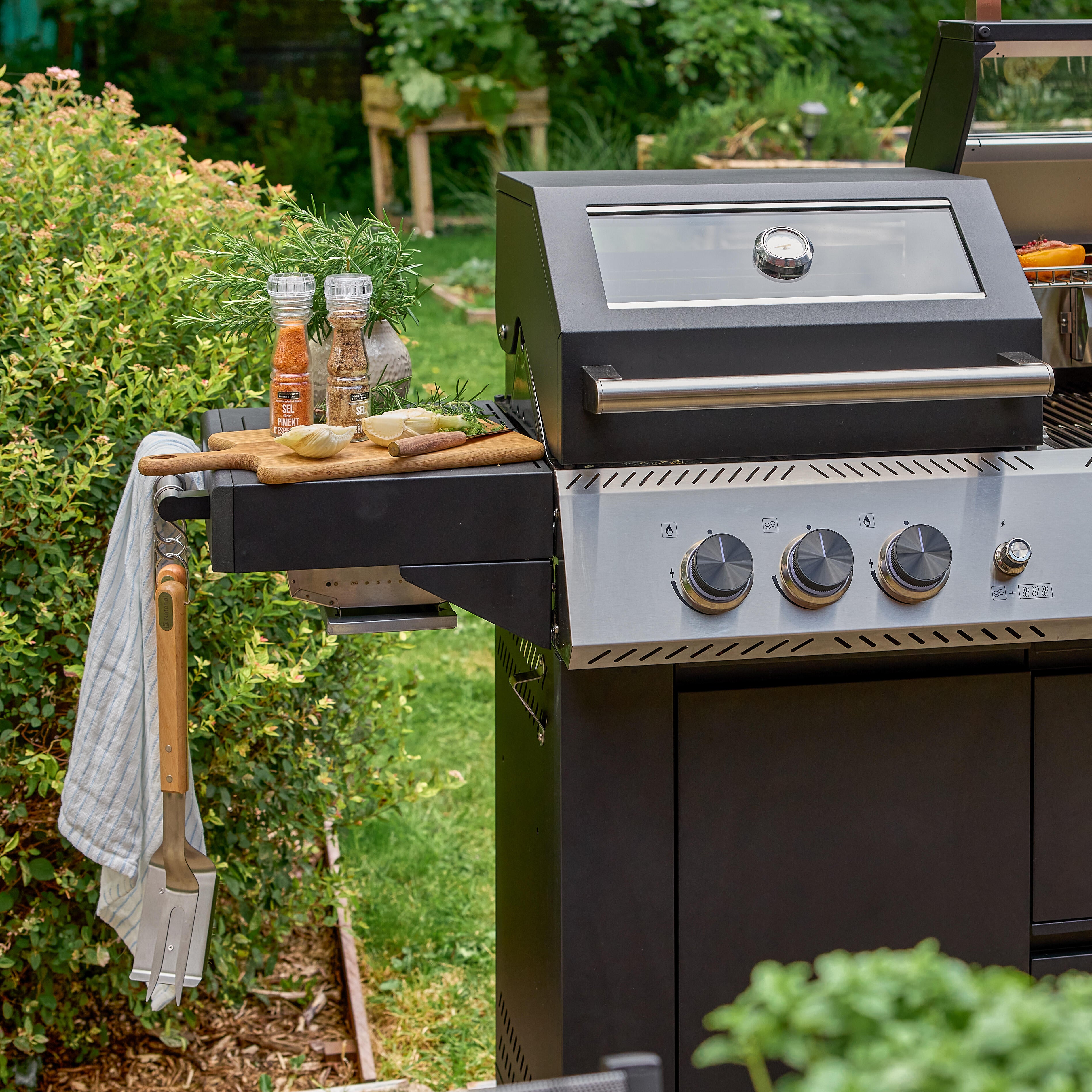 Barbecue a gás premium inox com 6+2 queimadores preto Naterial Upsilon - 11