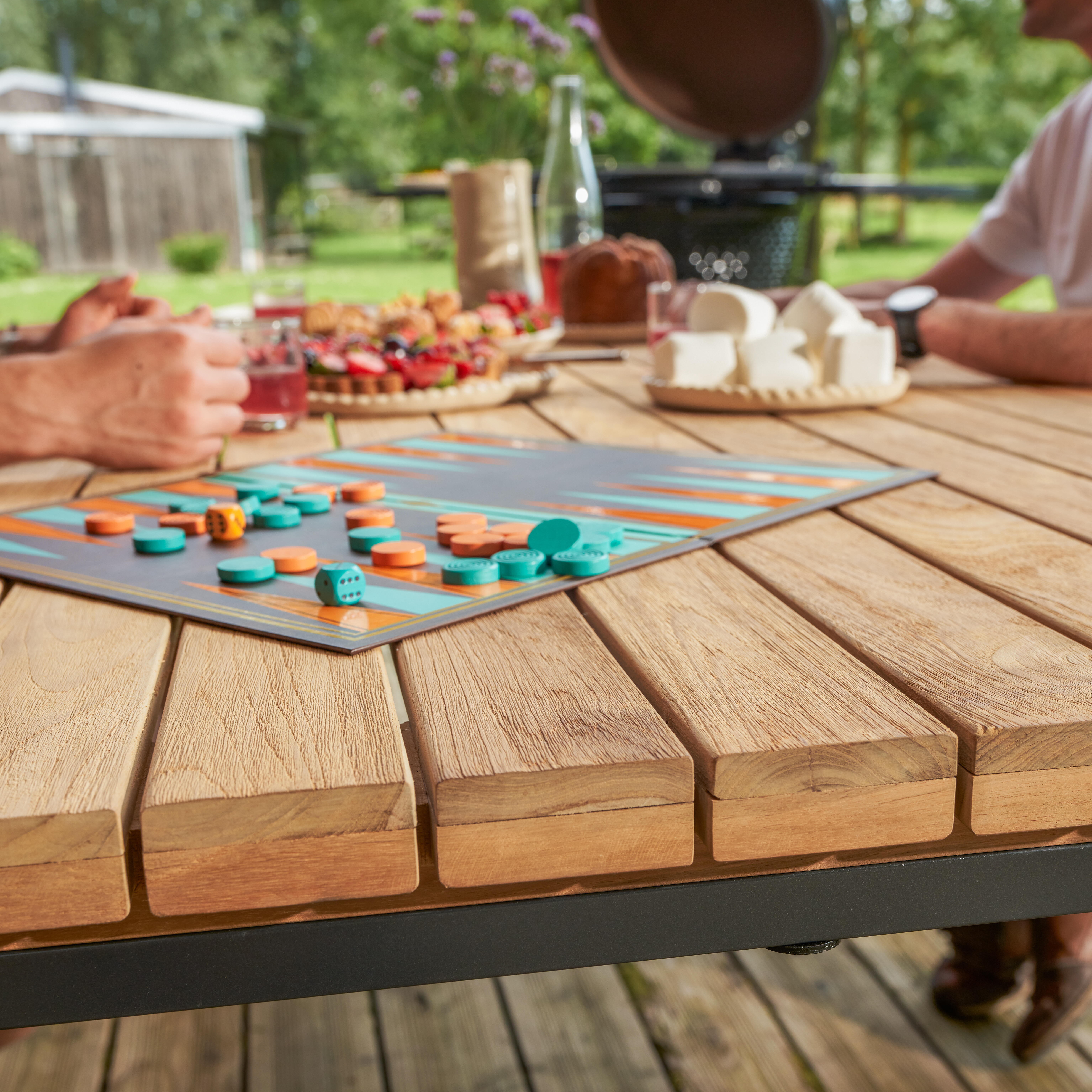 table sirokos naterial  - 2