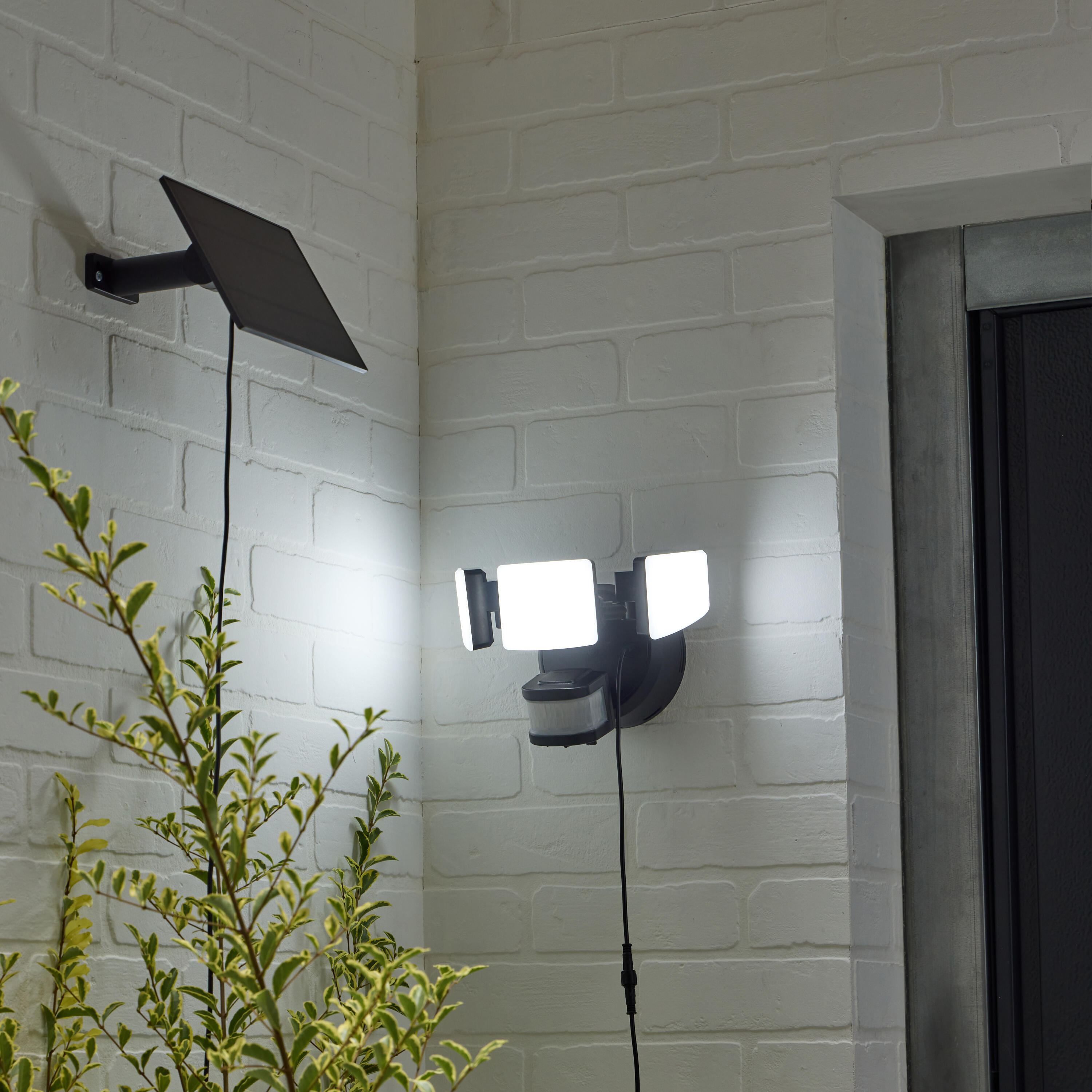 Projecteur solaire avec détecteur 2000 Lumen blanc neutre, noir Bastia INSPIRE - 5