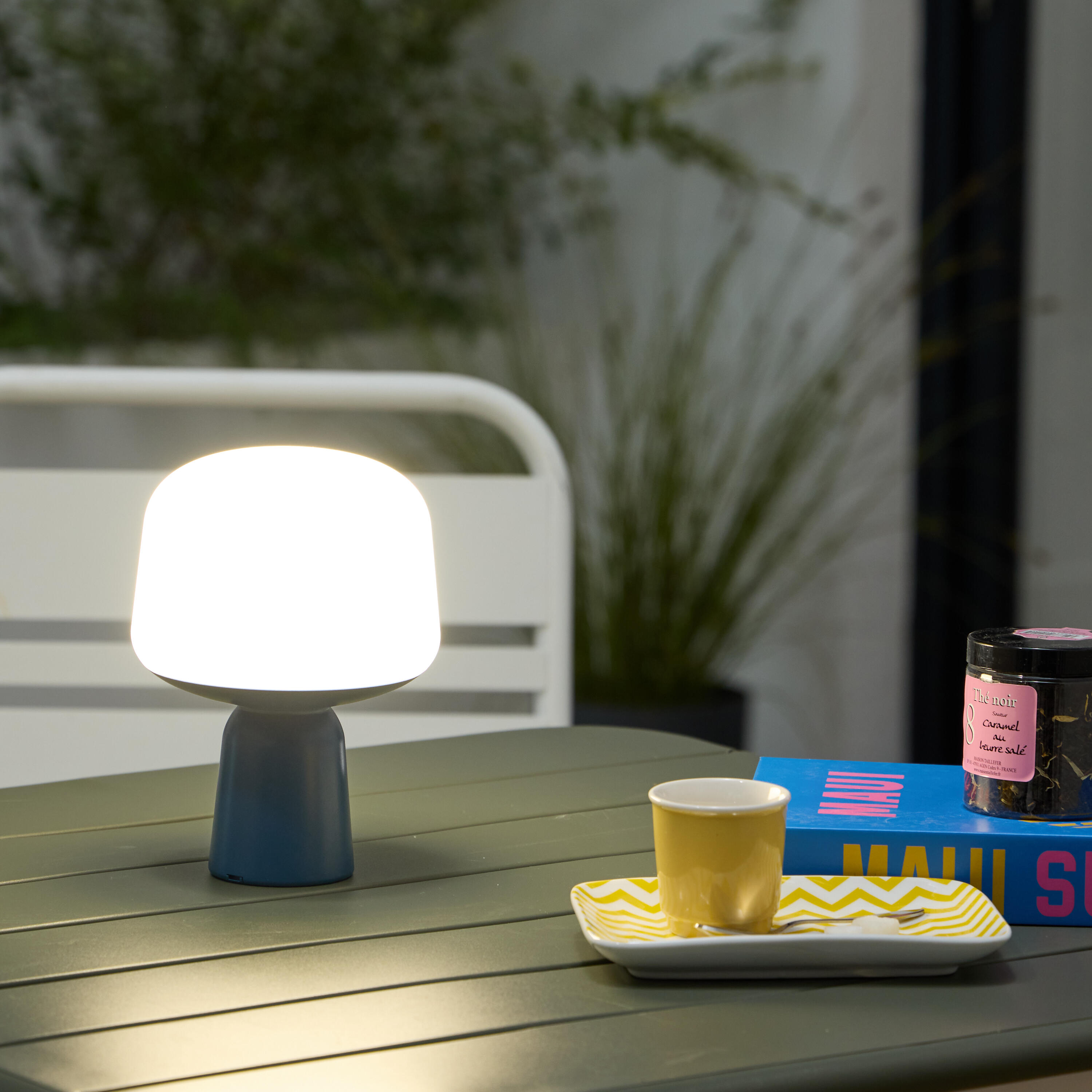 Lampe de table extérieure rechargeable USB, 500 lumens bleu Luno INSPIRE - 2