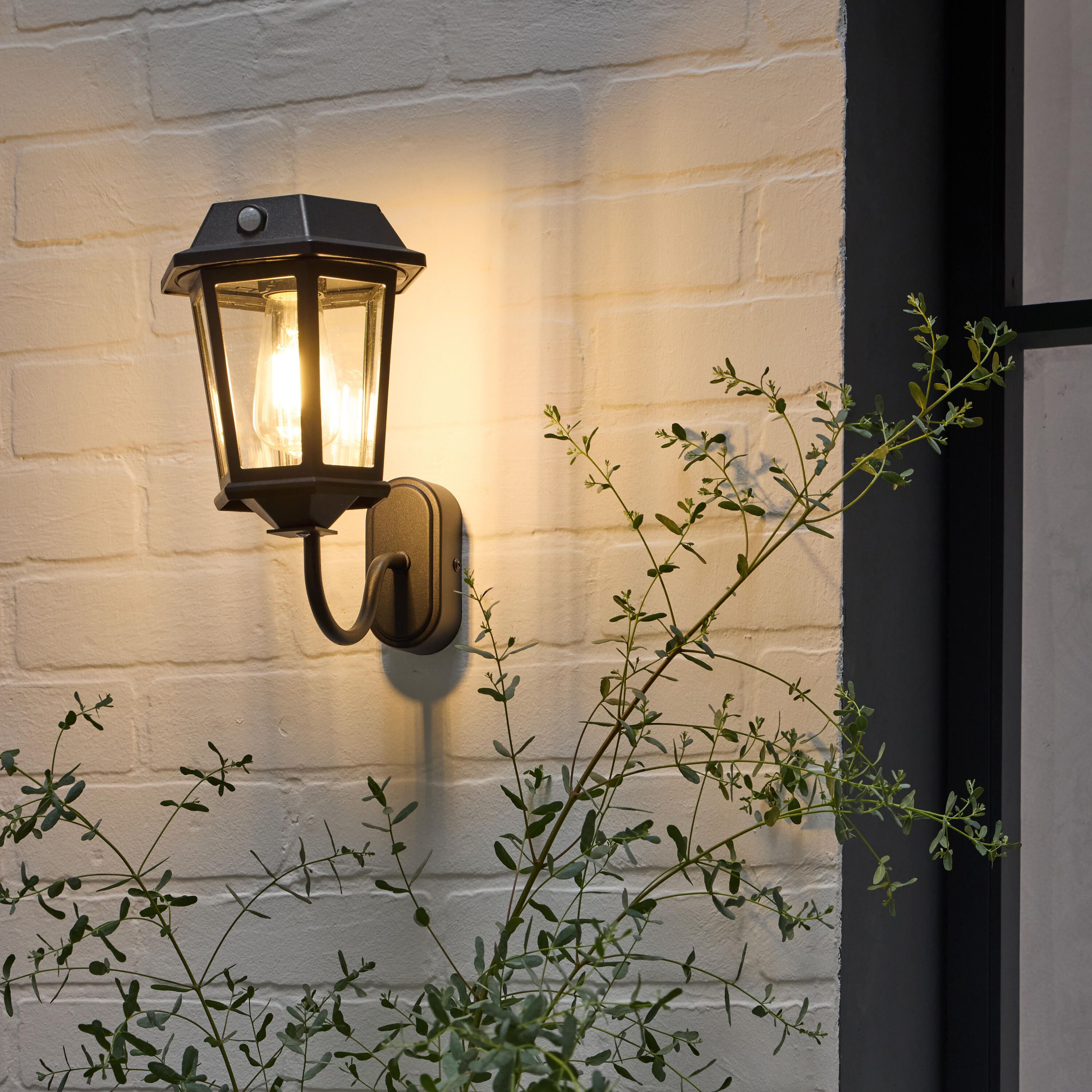 Applique / potelet solaire à détection, 180 Lm blanc chaud, noir Alcudia INSPIRE - 3