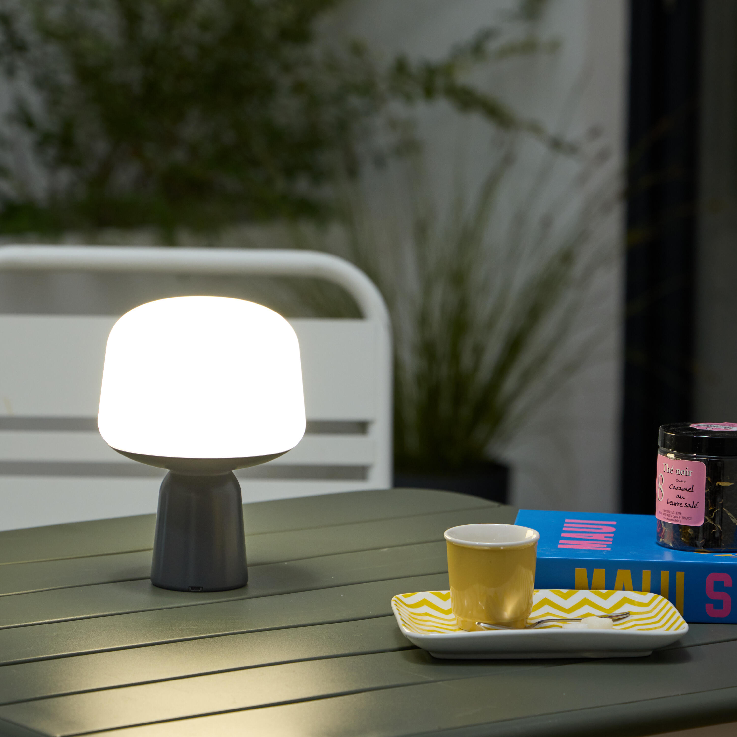 Lampe de table extérieure rechargeable USB, 500 lumens gris Luno INSPIRE - 4