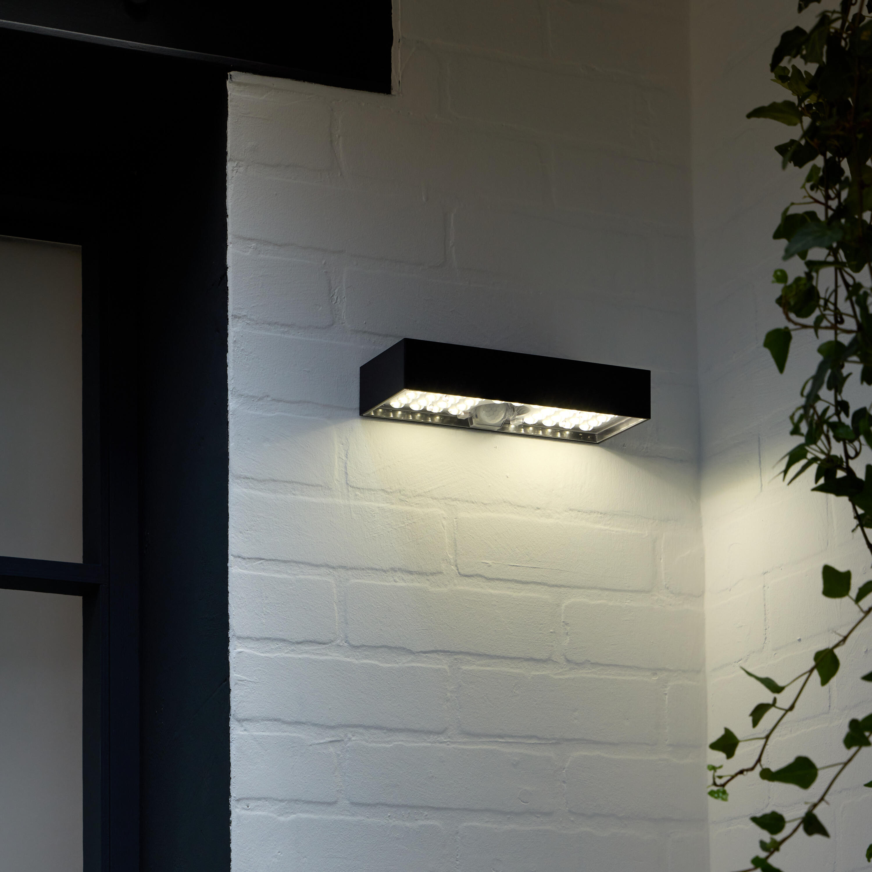 Applique solaire à détection, 1200 lumens blanc neutre, Peniche INSPIRE - 2