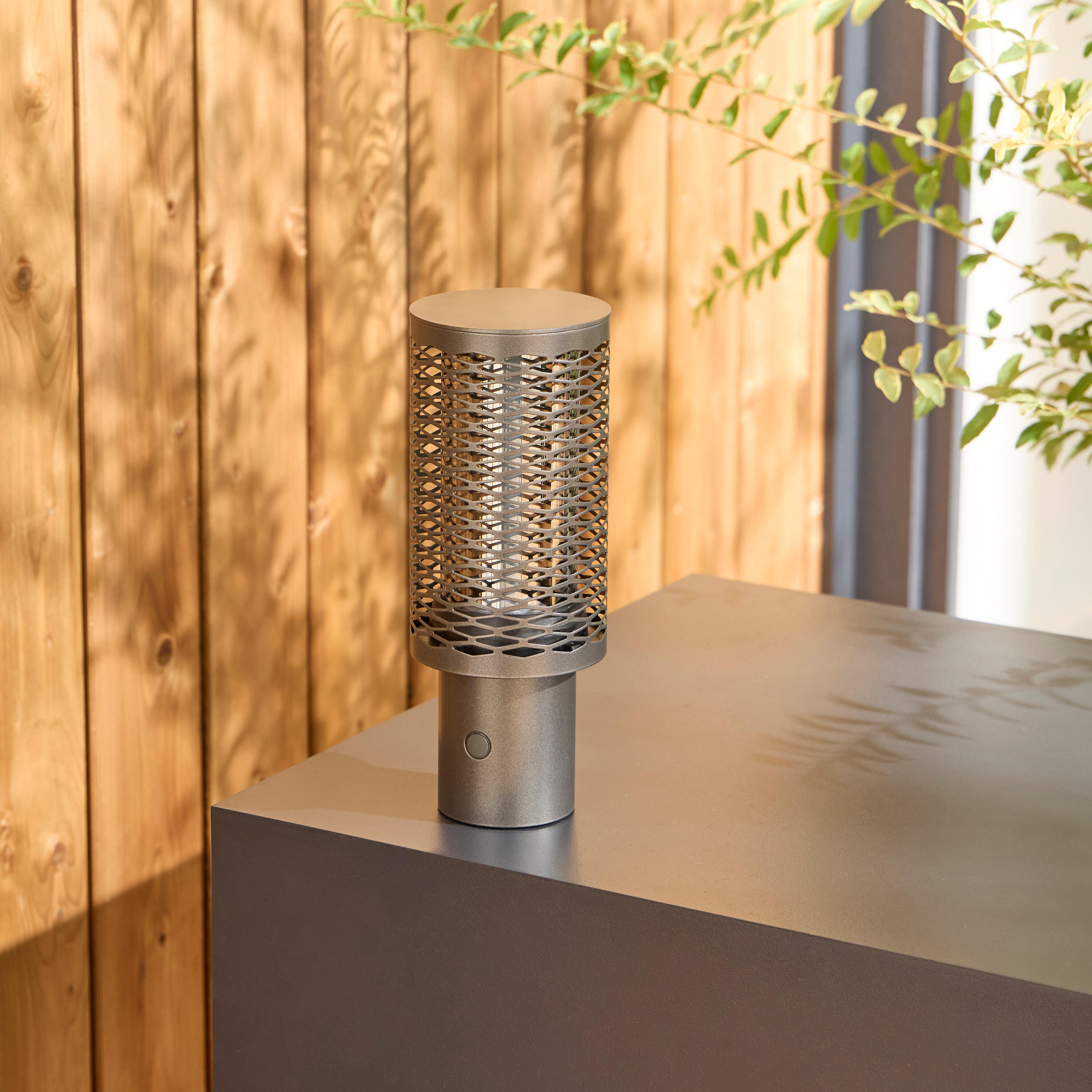 Lámpara de mesa exterior inspire signature tama color e intensidad de luz regulable ip65