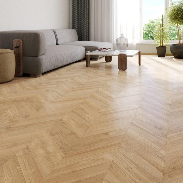 Parquet massif chêne blond charme vitrifié S point de hongrie, l.9 cm