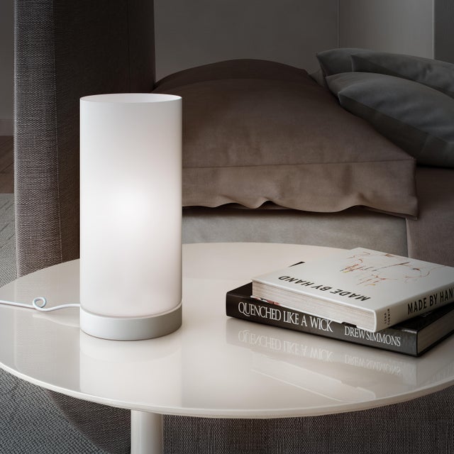 Lampa stołowa Basic szkło biała E14 Inspire