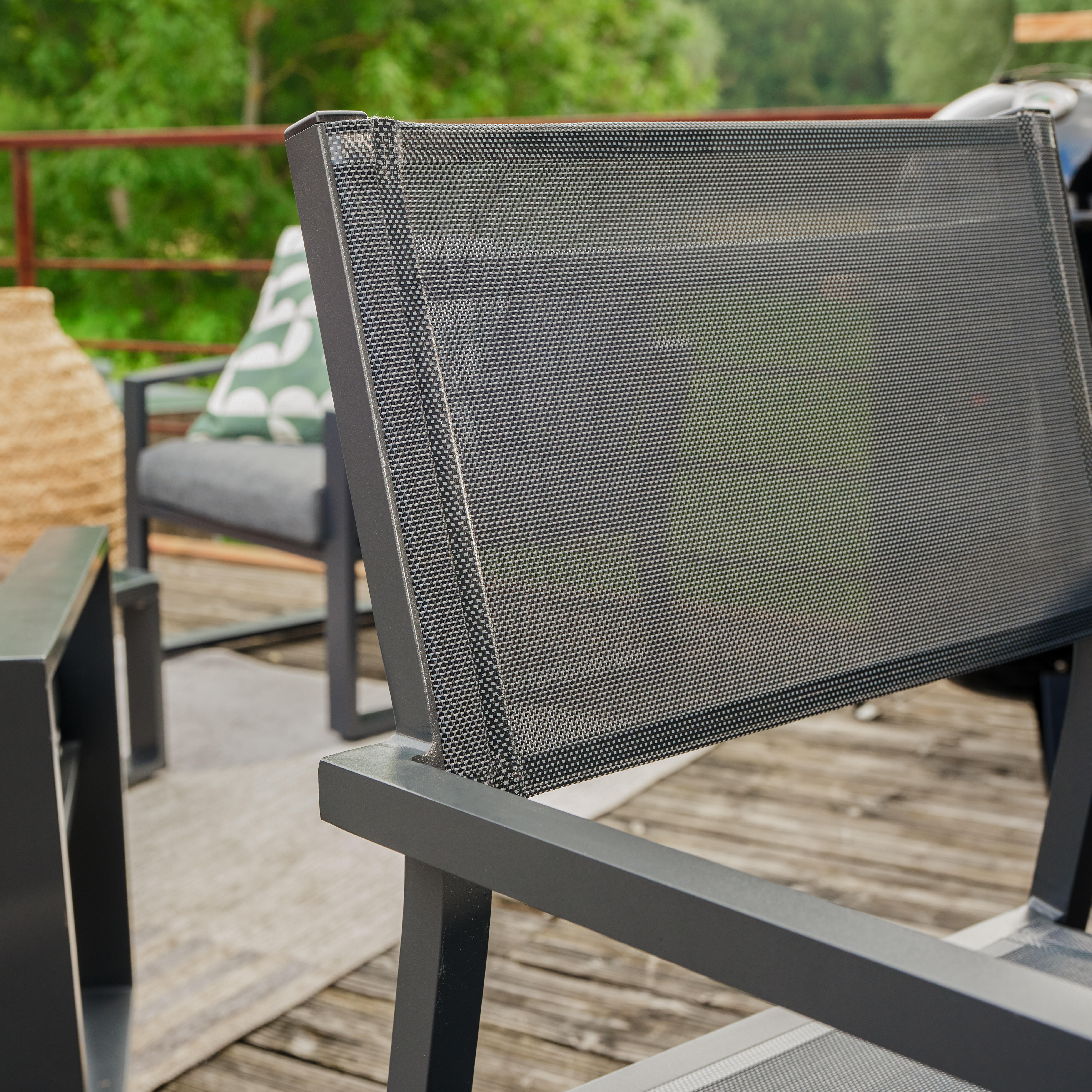 Sedia da giardino in alluminio con braccioli Orion Alpha NATERIAL, seduta in textilene grigio - 10