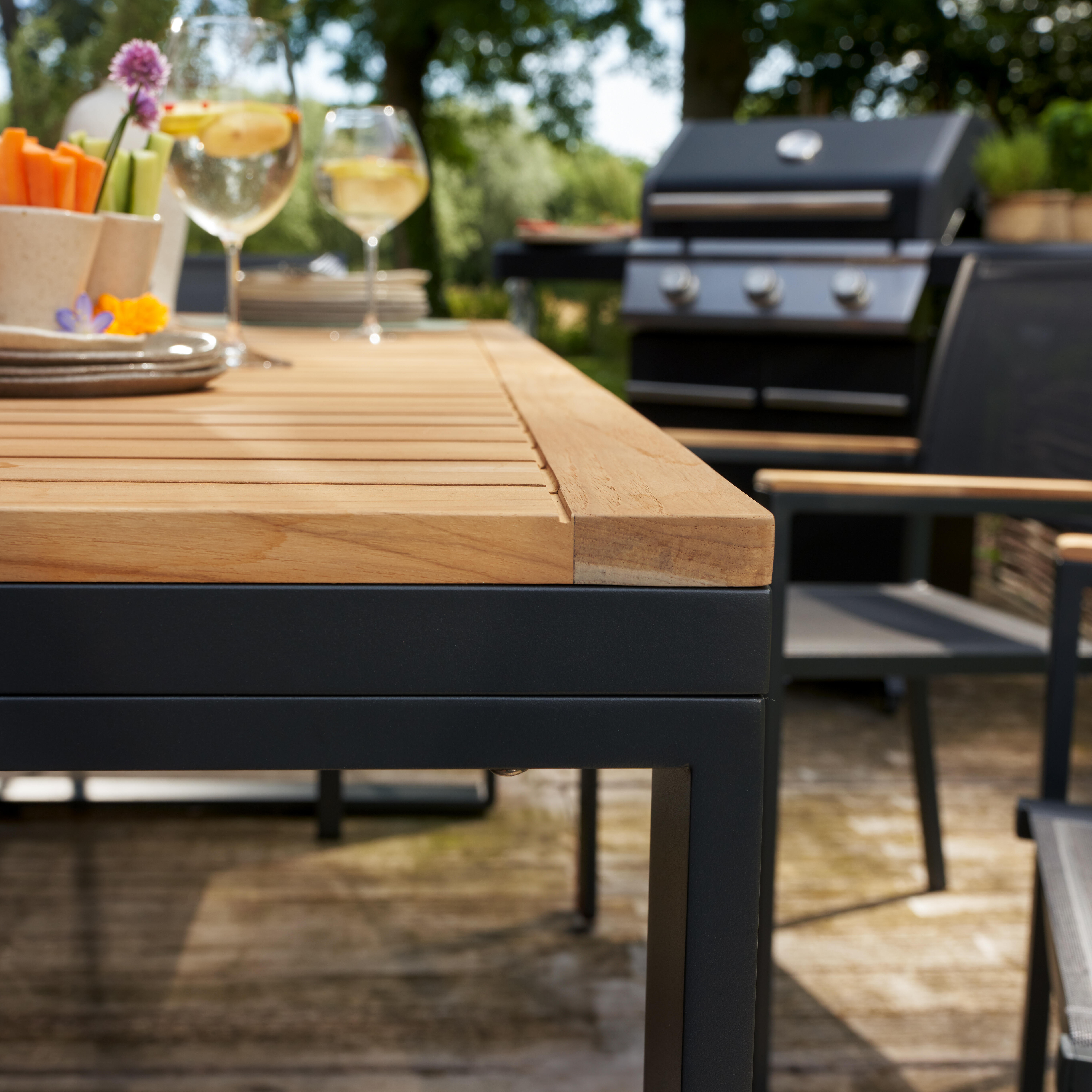 Tavolo da pranzo per giardino Persea NATERIAL in alluminio con piano in teak Teak naturale per 8 persone 100x200cm - 9