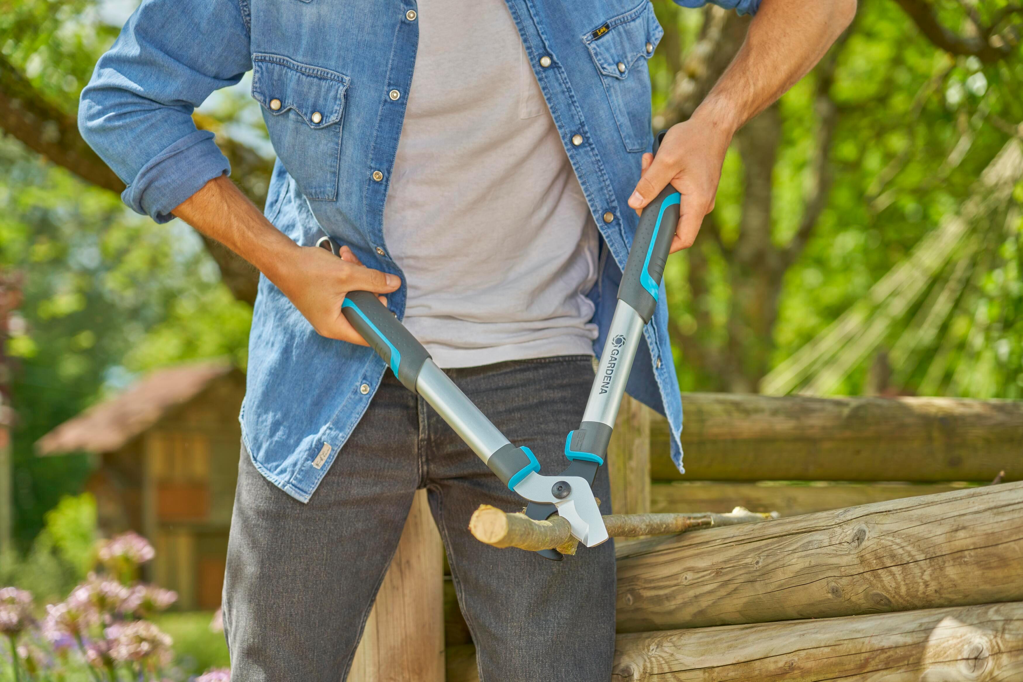 Svettatoio GARDENA EasyCut S 55 cm per rami da 45 mm - 7