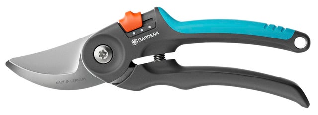 SECATEUR 1ER LAMES FRANCHES  AJUSTABLE S-M 24MM