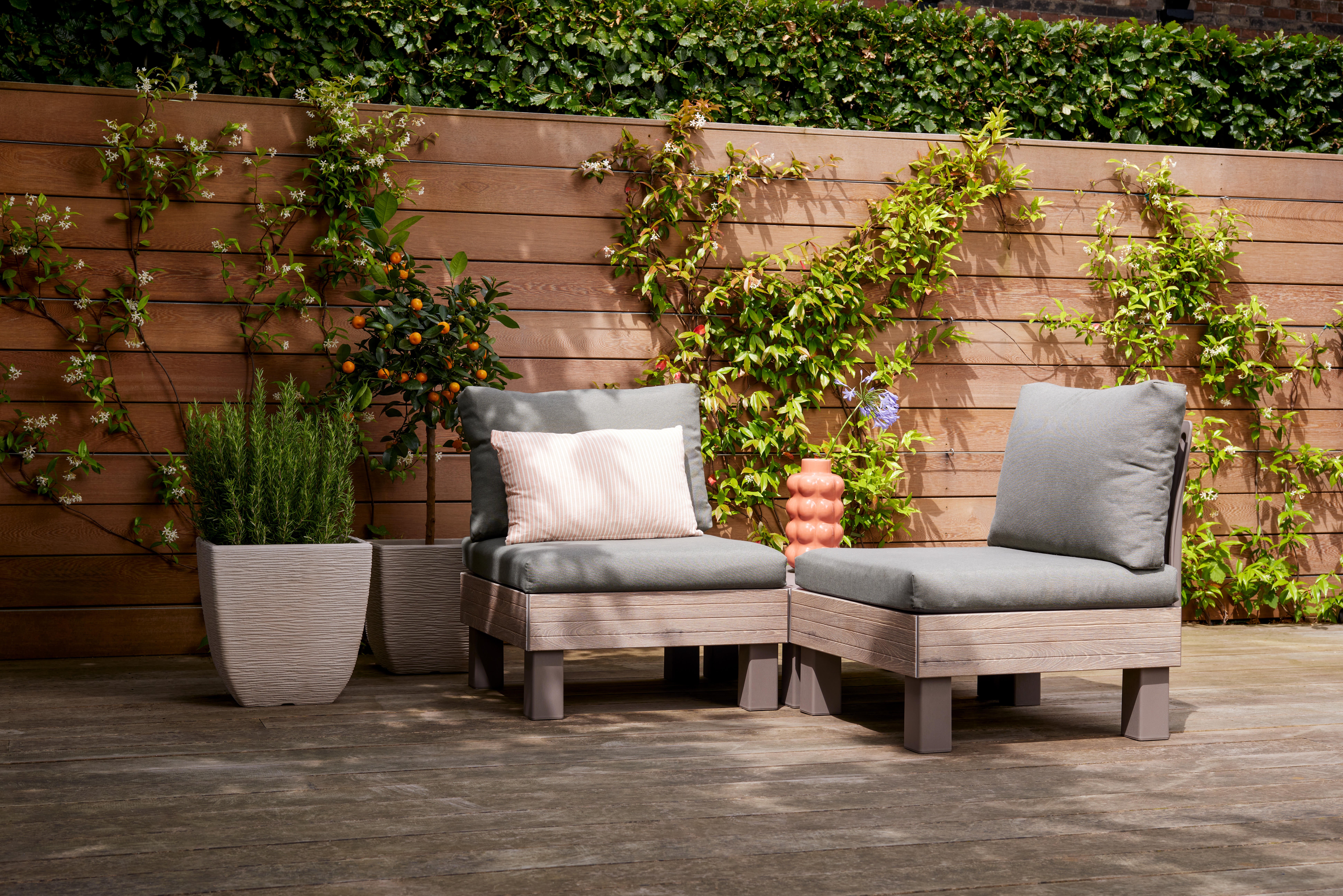 Módulo sofá individual em resina bege efeito madeira Keter Elements Signature - 21