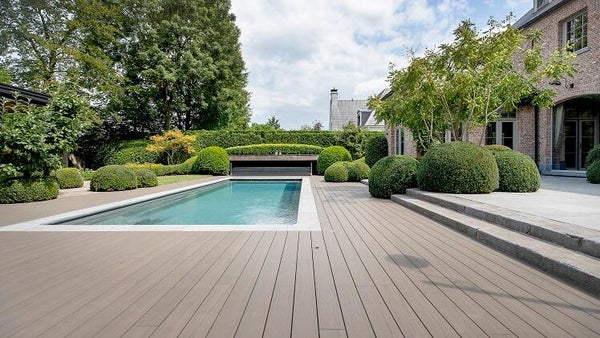 Découvrez la lame de terrasse INTENS