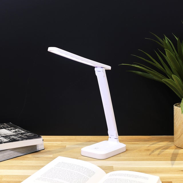 Flexo para escritorio sin cable táctil LED plegable THE HOME DECO FACTORY con estructura blanca luz fría 5000K