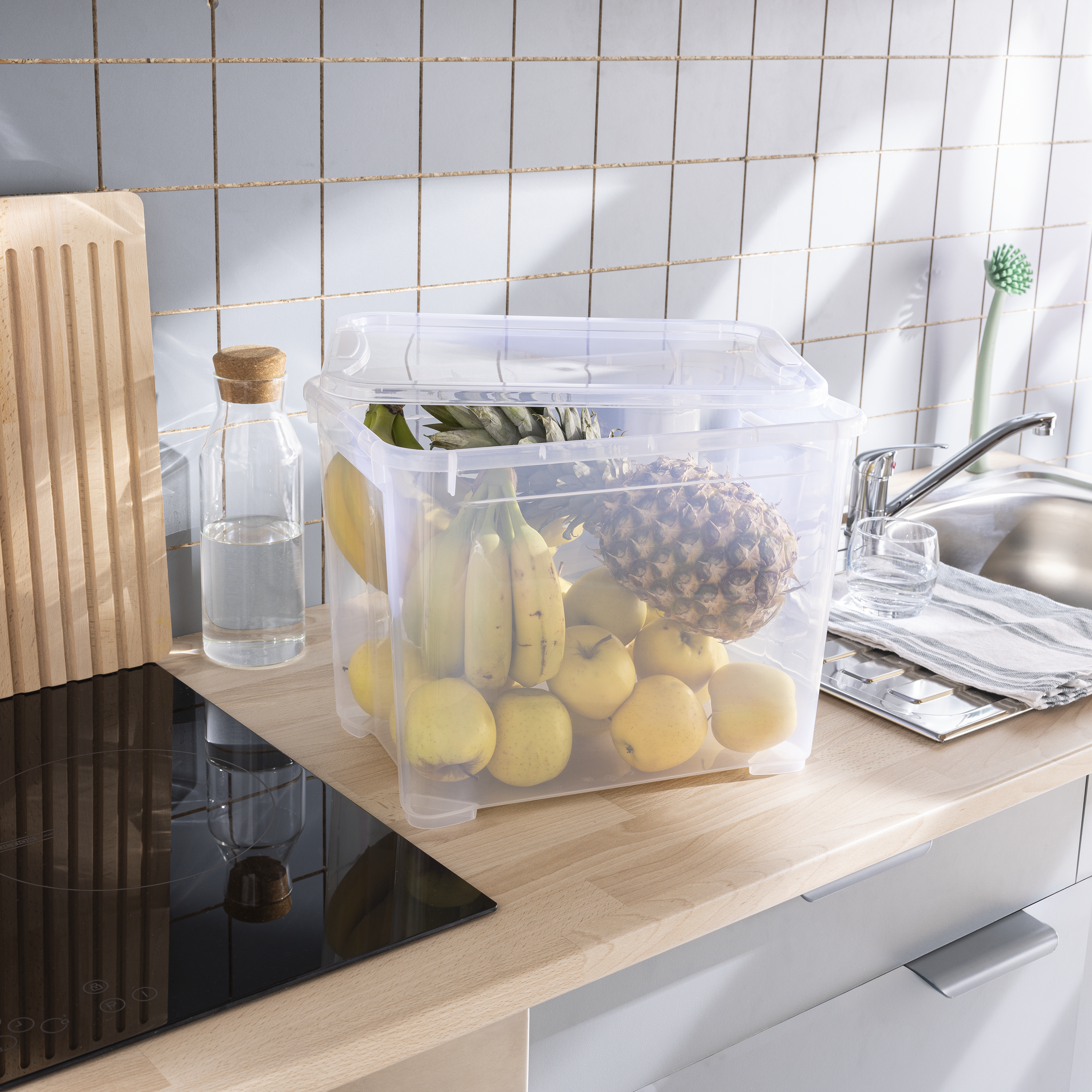 Caja de plástico transparente capacidad de 20 L medidas 38x28.5x26.5 cm - 2