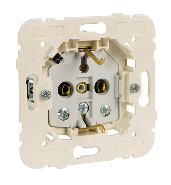TOMADA SCHUKO COM CARREGADOR USB MEC21 EFAPEL