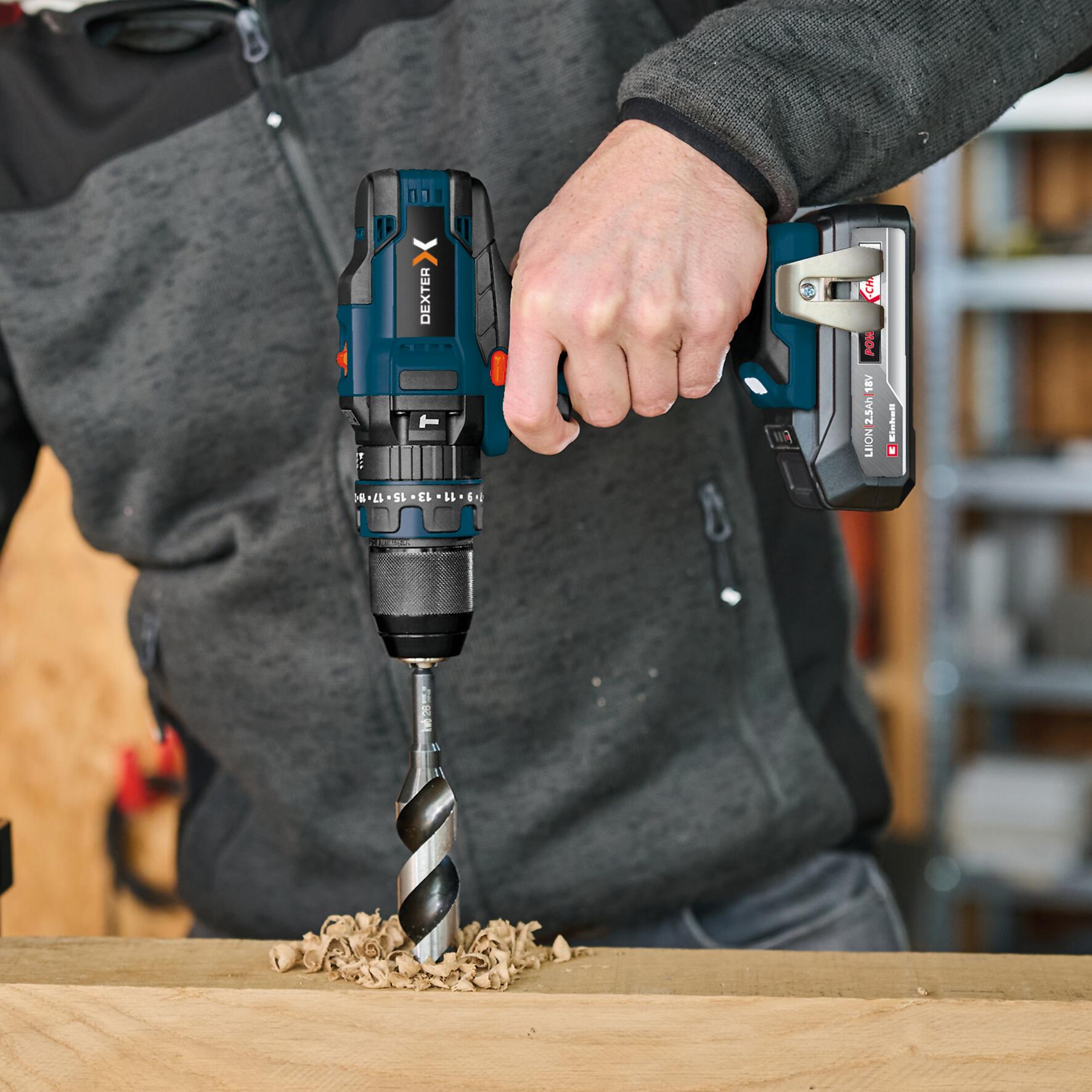 Taladro percutor a batería DEXTER POWER X-CHANGE 18V - 1 Batería - Cargador de batería - 4