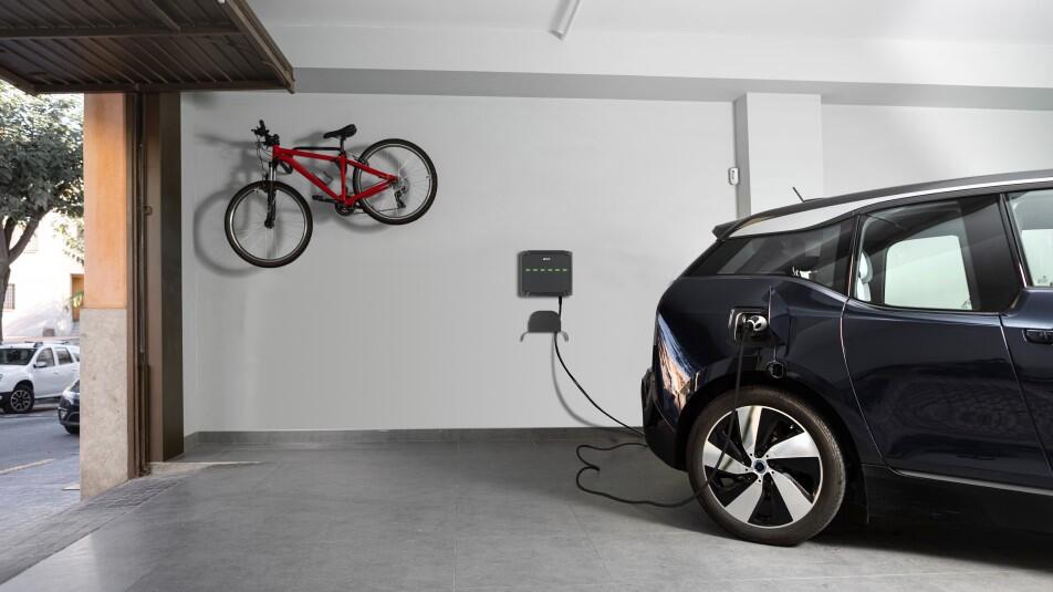 CARGADOR VEHICULO ELECTRICO MONOFASICO 7.4KW SIMON - 4