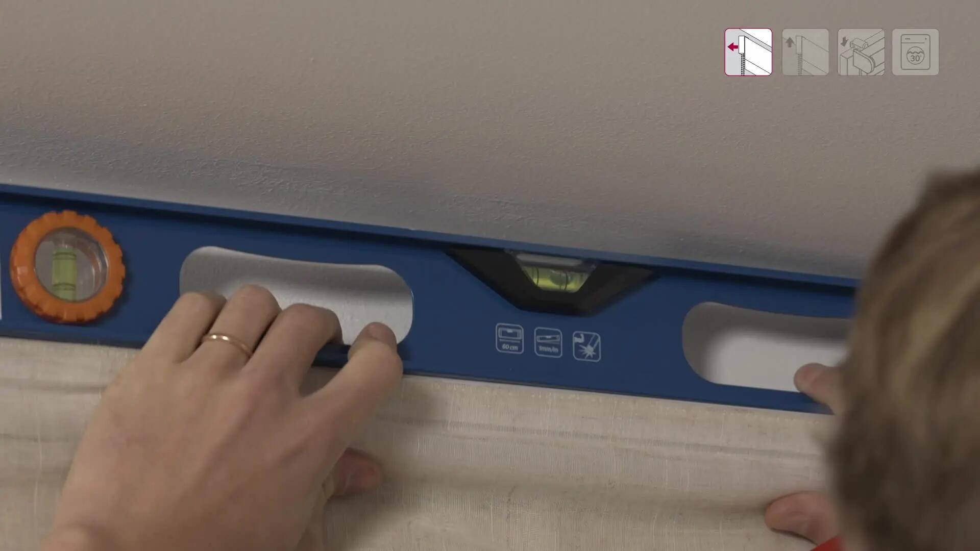 Comment-installer-store-bateau-charlina
