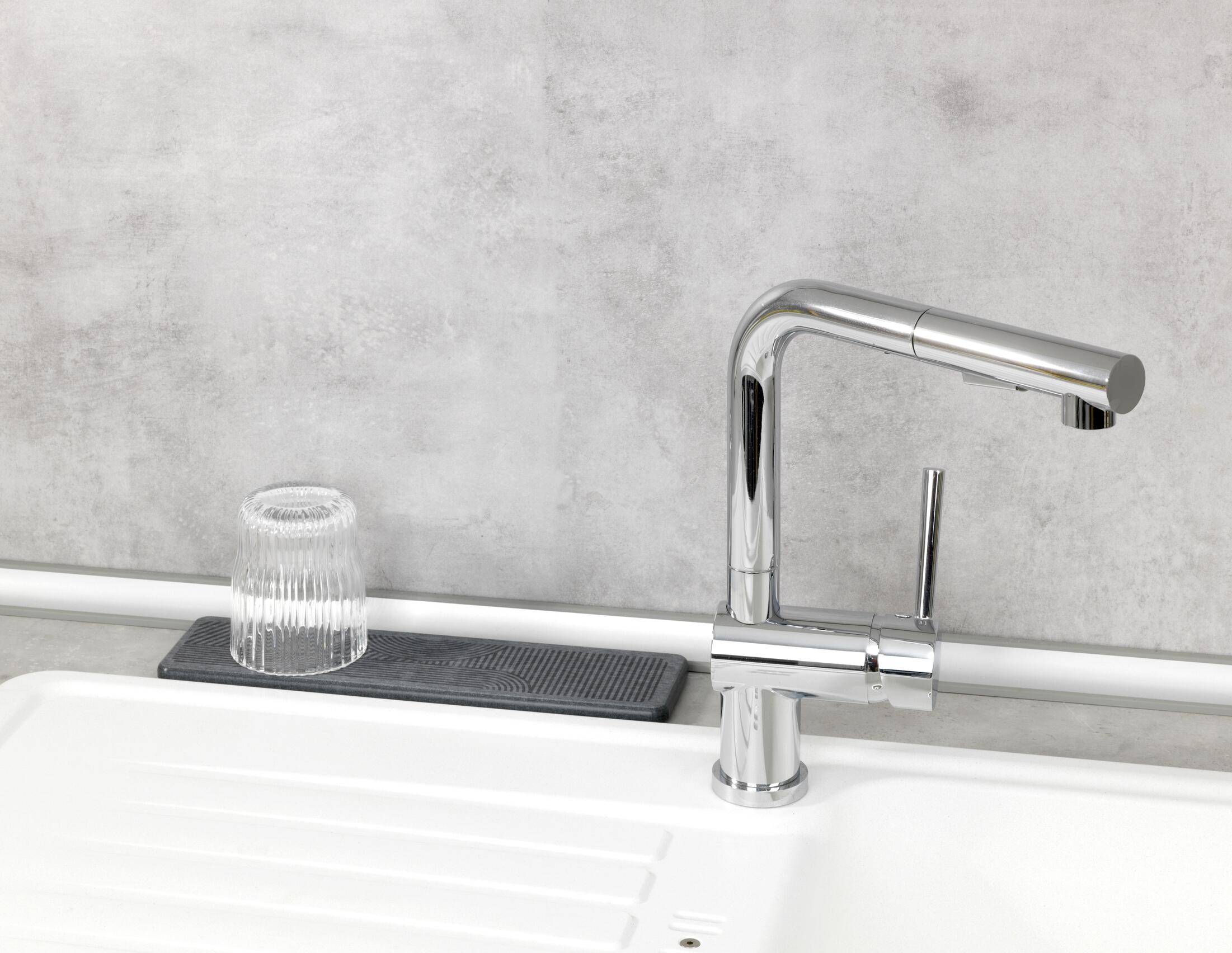 Tapete escorredor de louça 8x30 cm cinzento Wenko Damon - 15