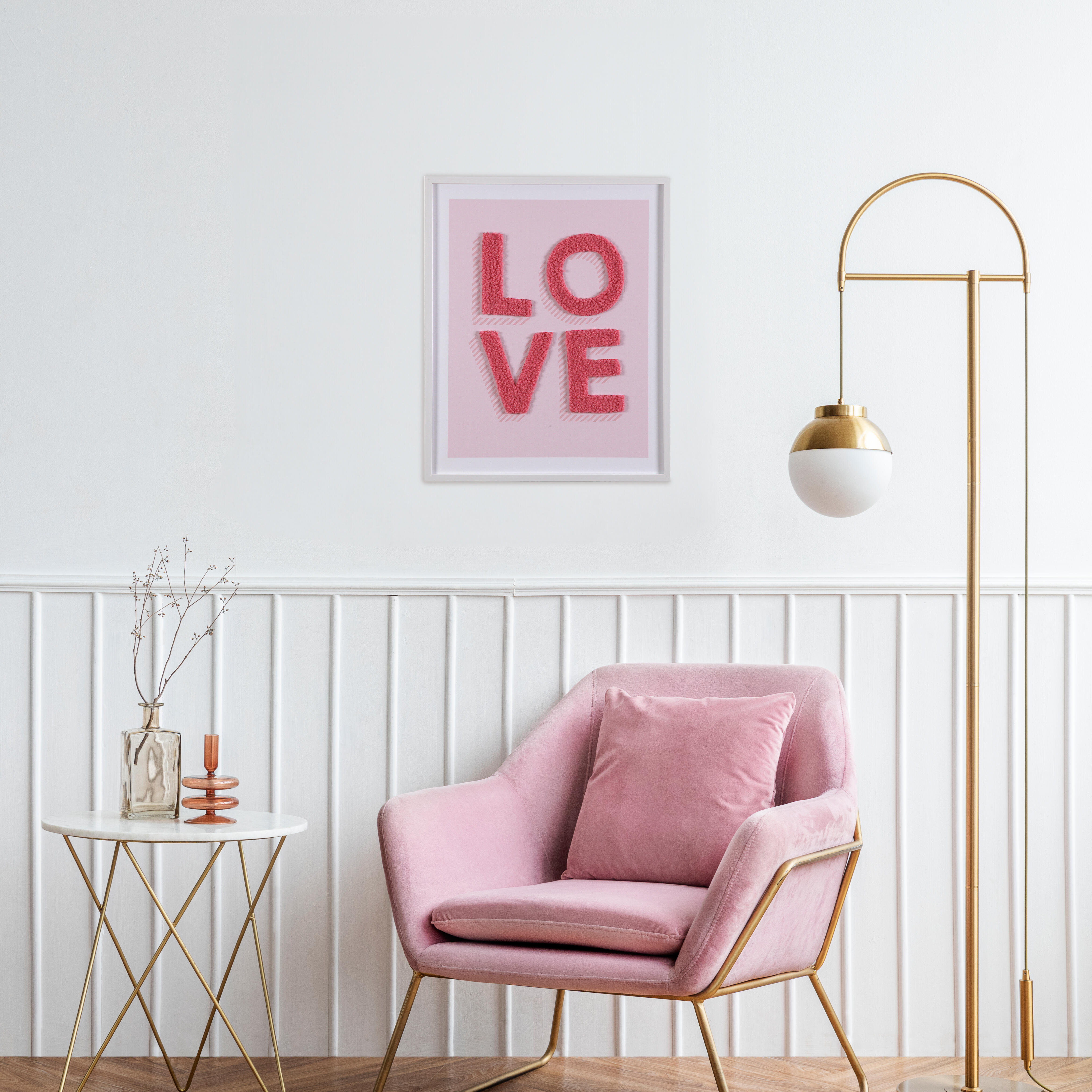Cuadro pintado con marco love 40 cm x 50 cm