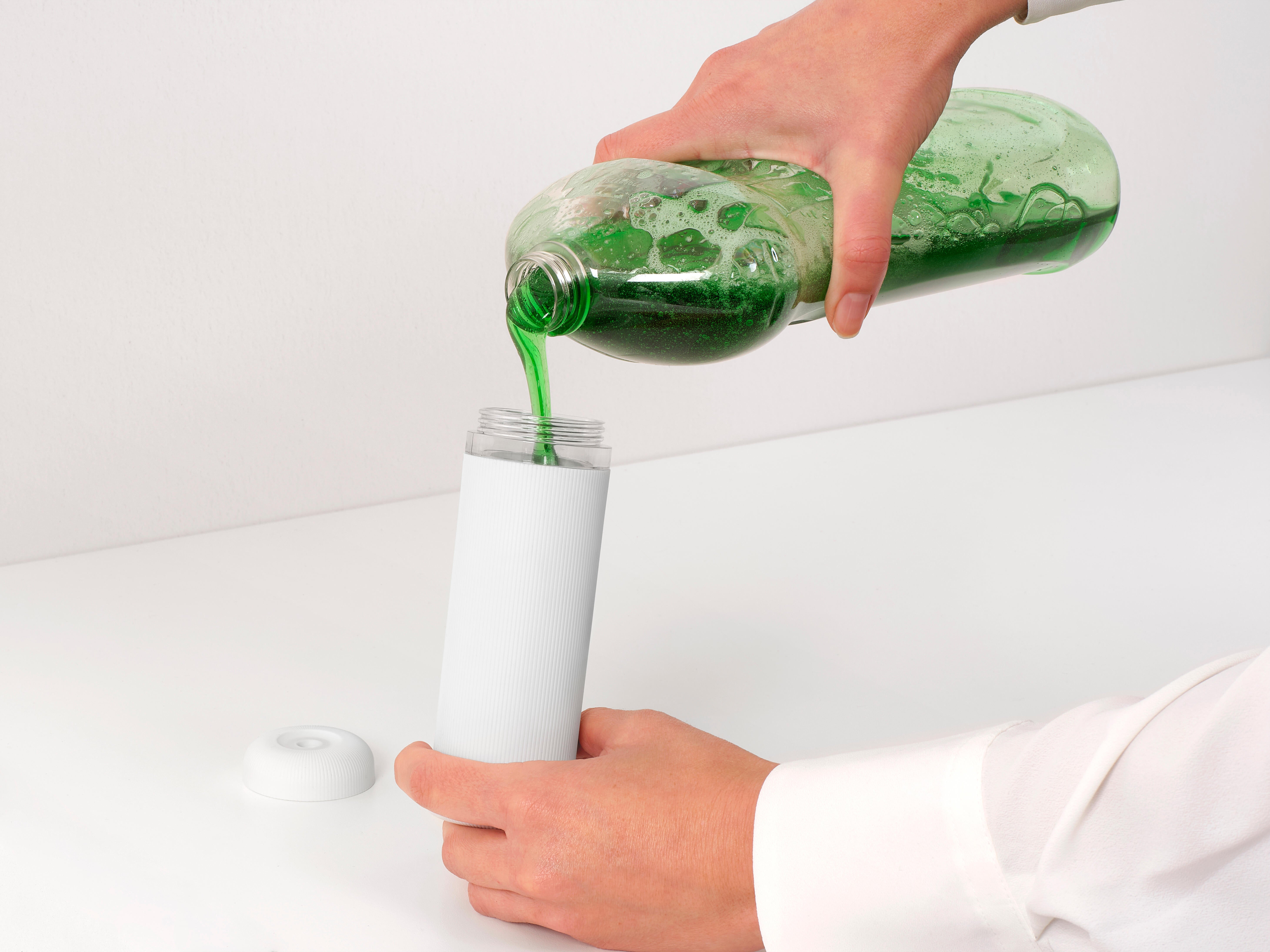 Distributeur de liquide vaisselle Sinkstyle blanc BRABANTIA 200ml - 2