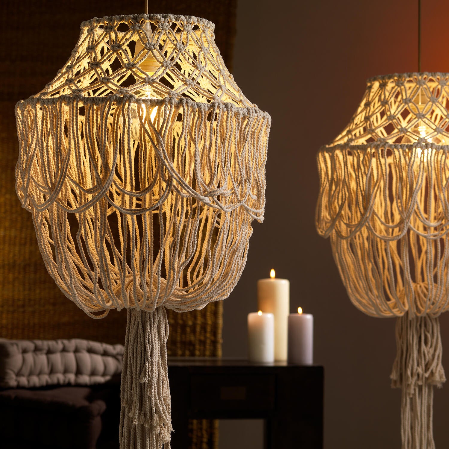 Lampada tonda a sospensione in rattan intrecciato | Mulai Design