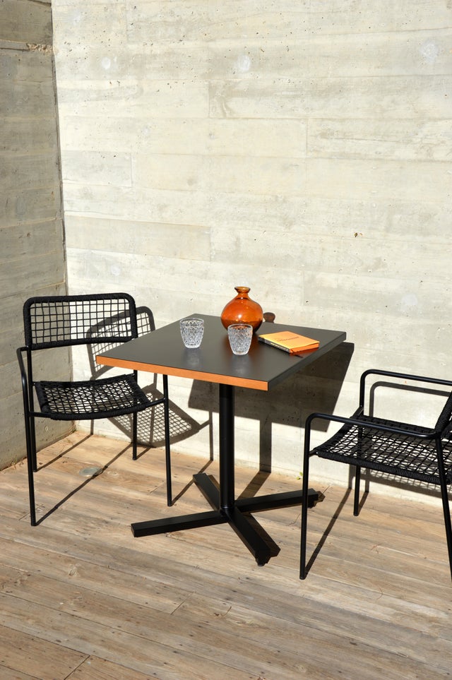 Table fixe en acier et insert bois 70x70cm Shanghai ARCANE