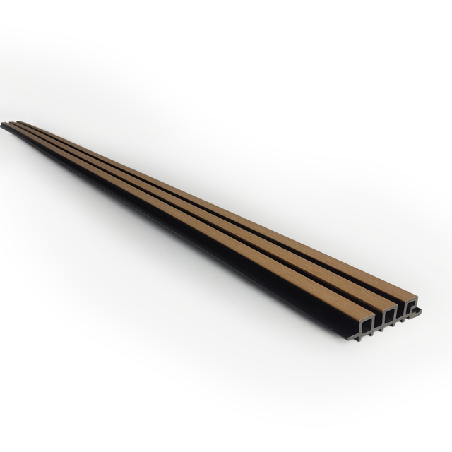 Lama de revestimiento de madera Minus color marrón y negro de 2.6x220cm