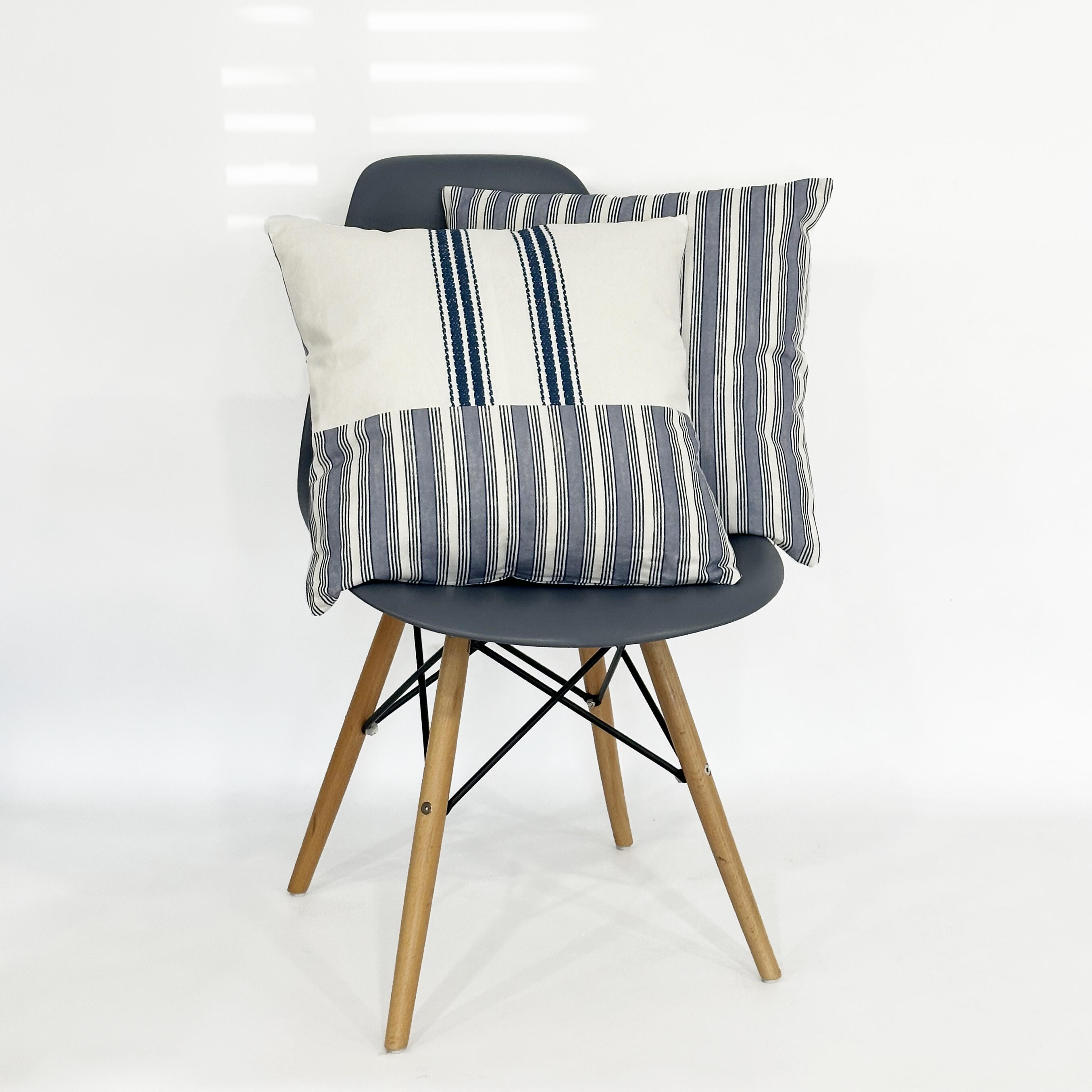 Cojín decorativo   Blue Times Caspian algodón azulados 45x45cm - 2